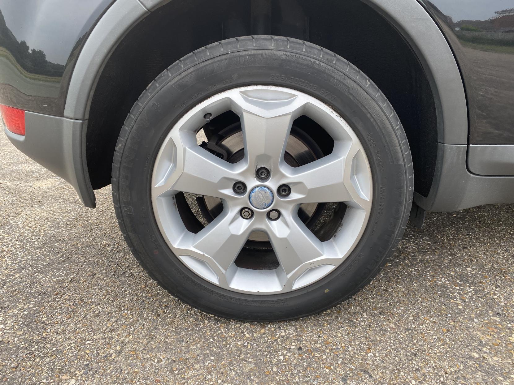 Ford Kuga 2.0 TDCi Titanium SUV 5dr Diesel Manual AWD Euro 4 (136 ps)