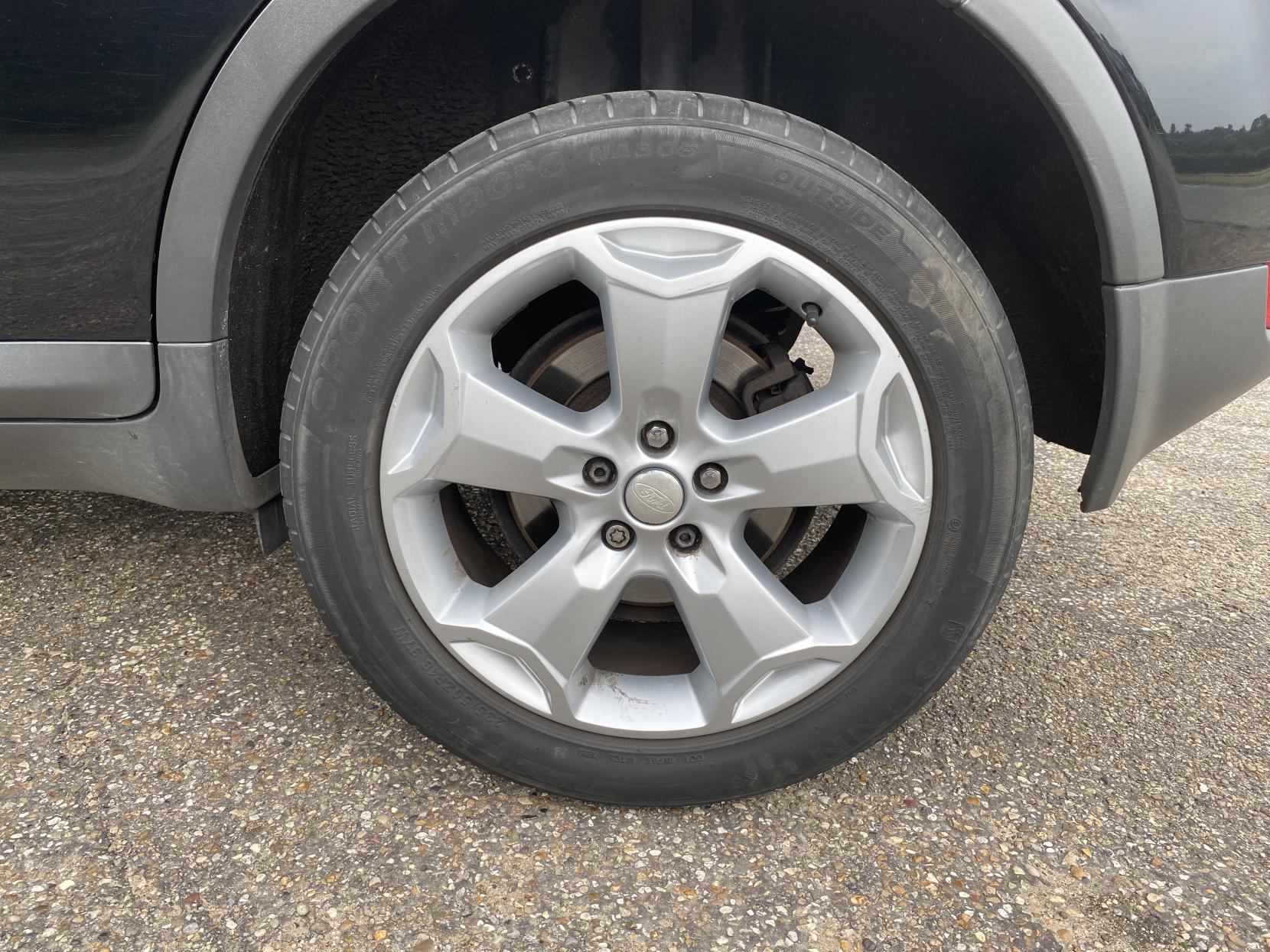 Ford Kuga 2.0 TDCi Titanium SUV 5dr Diesel Manual AWD Euro 4 (136 ps)