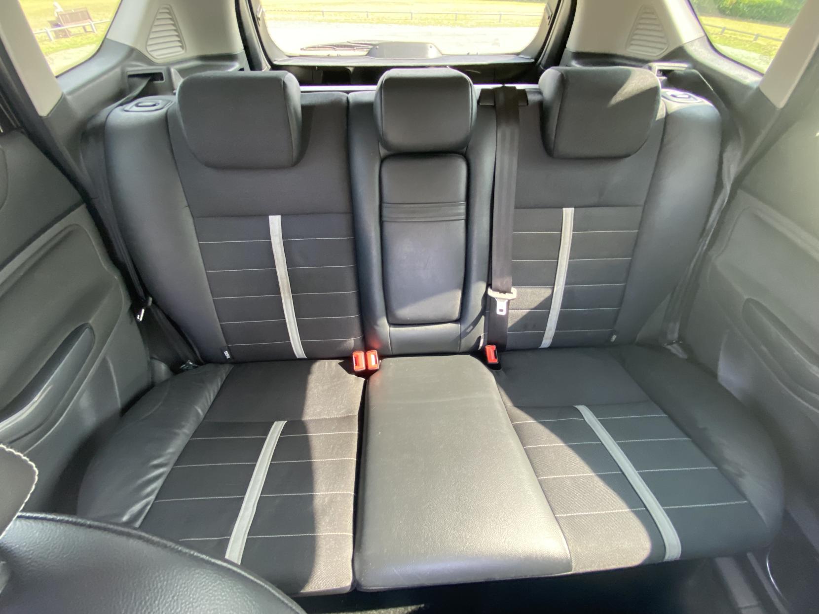 Ford Kuga 2.0 TDCi Titanium SUV 5dr Diesel Manual AWD Euro 4 (136 ps)