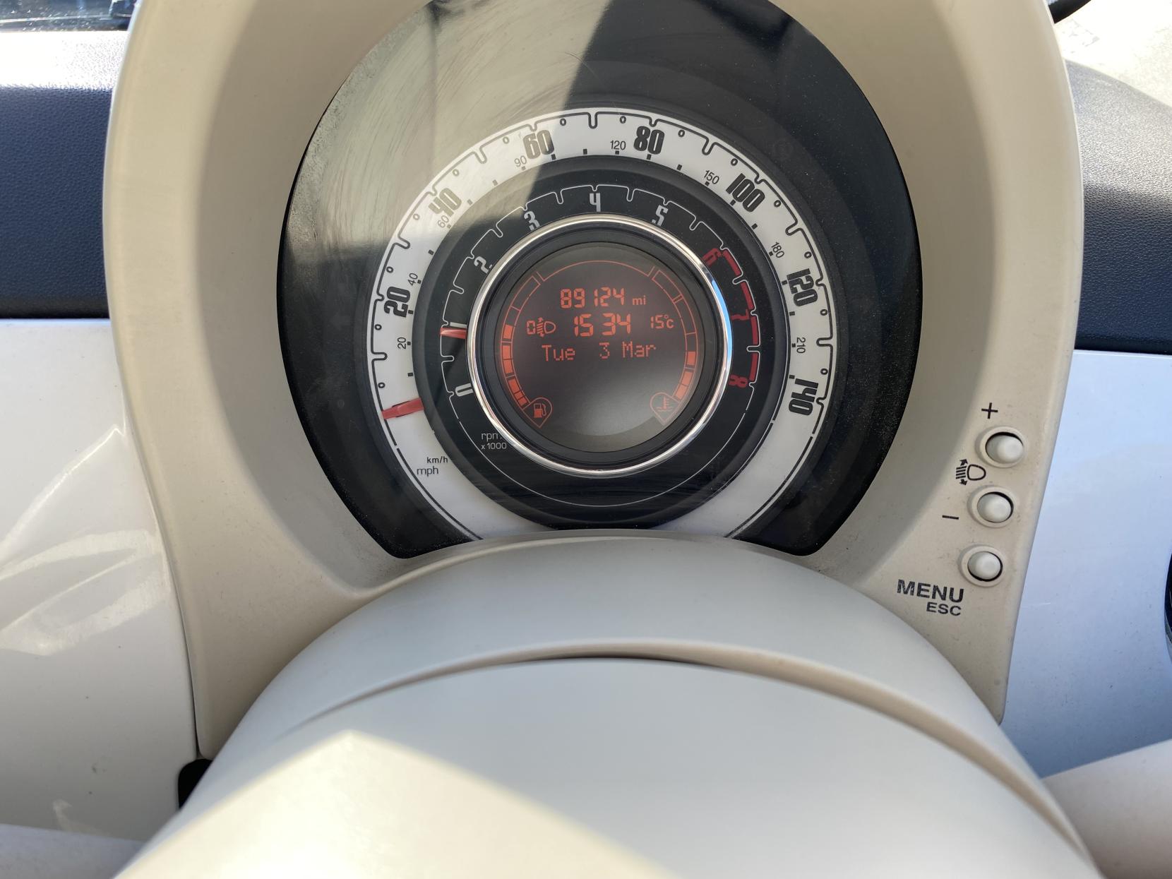 Fiat 500 1.2 Lounge Hatchback 3dr Petrol Manual Euro 5 (s/s) (69 bhp)