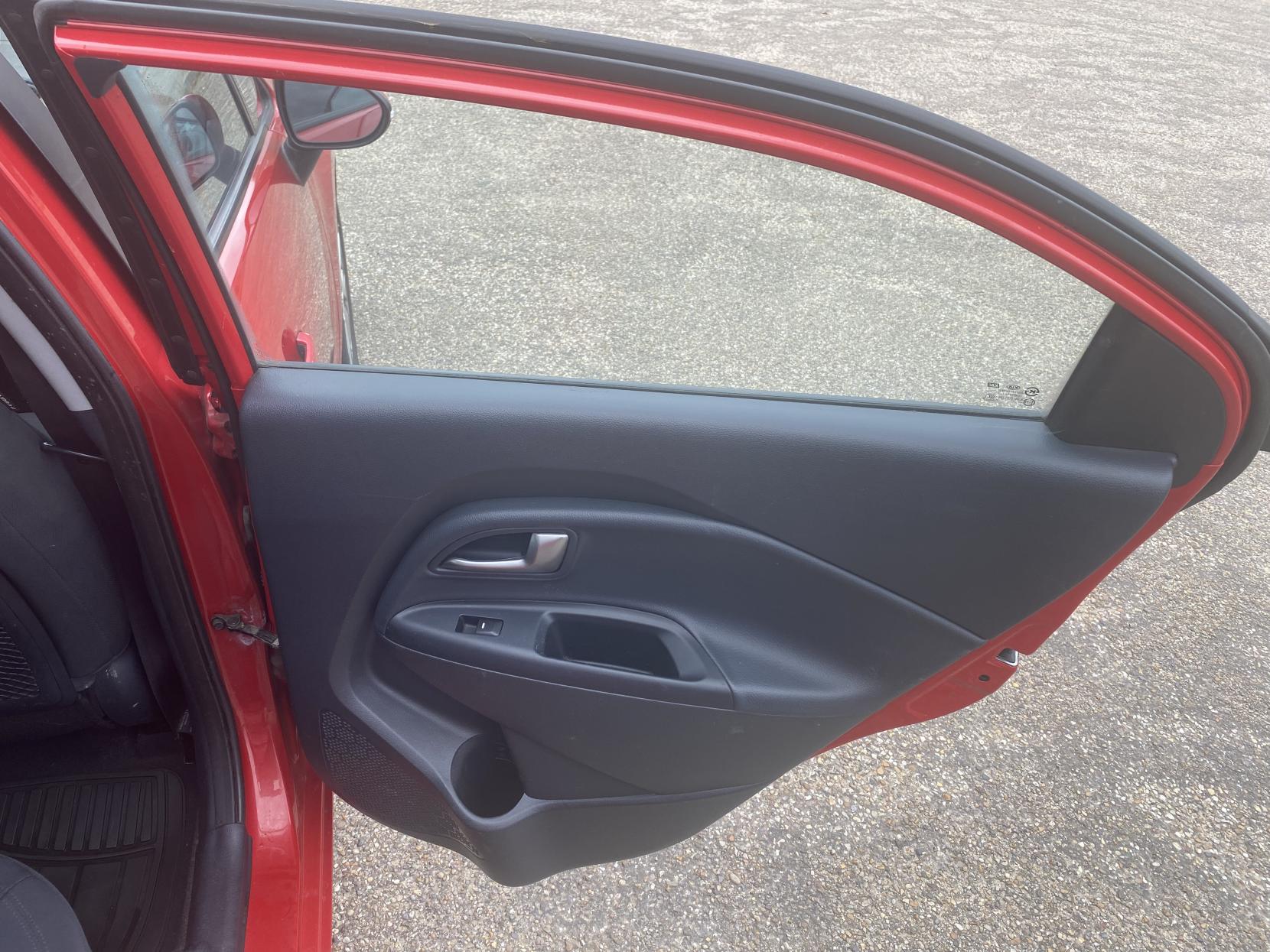 Kia Rio 1.25 2 Hatchback 5dr Petrol Manual Euro 5 (84 bhp)