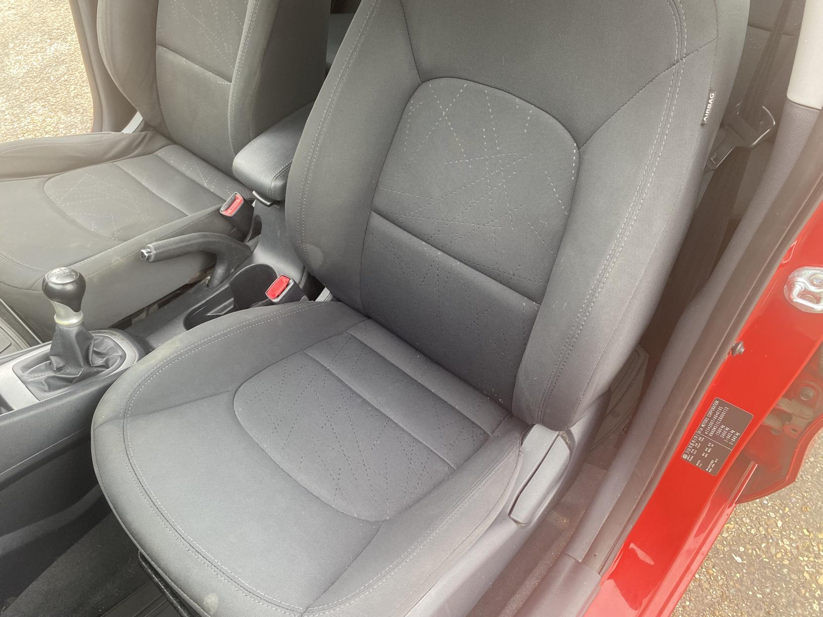 Kia Rio 1.25 2 Hatchback 5dr Petrol Manual Euro 5 (84 bhp)