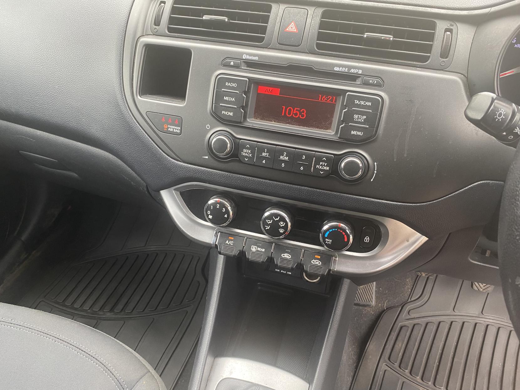 Kia Rio 1.25 2 Hatchback 5dr Petrol Manual Euro 5 (84 bhp)