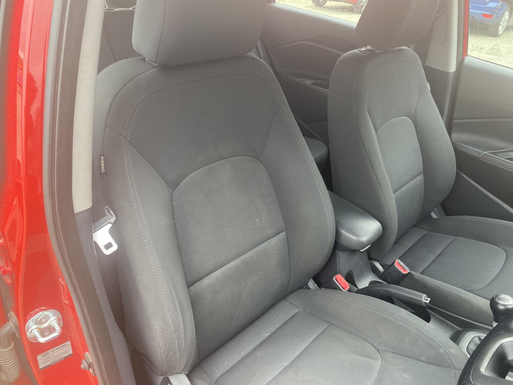 Kia Rio 1.25 2 Hatchback 5dr Petrol Manual Euro 5 (84 bhp)