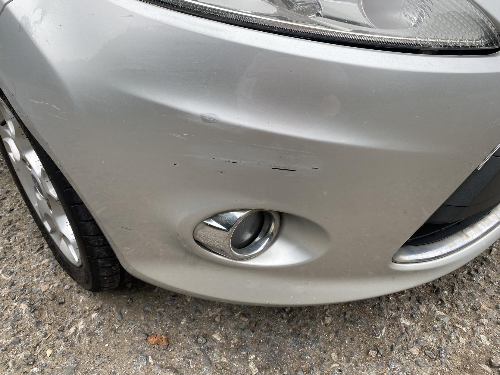 Ford Fiesta 1.25 Zetec Hatchback 5dr Petrol Manual (129 g/km, 81 bhp)