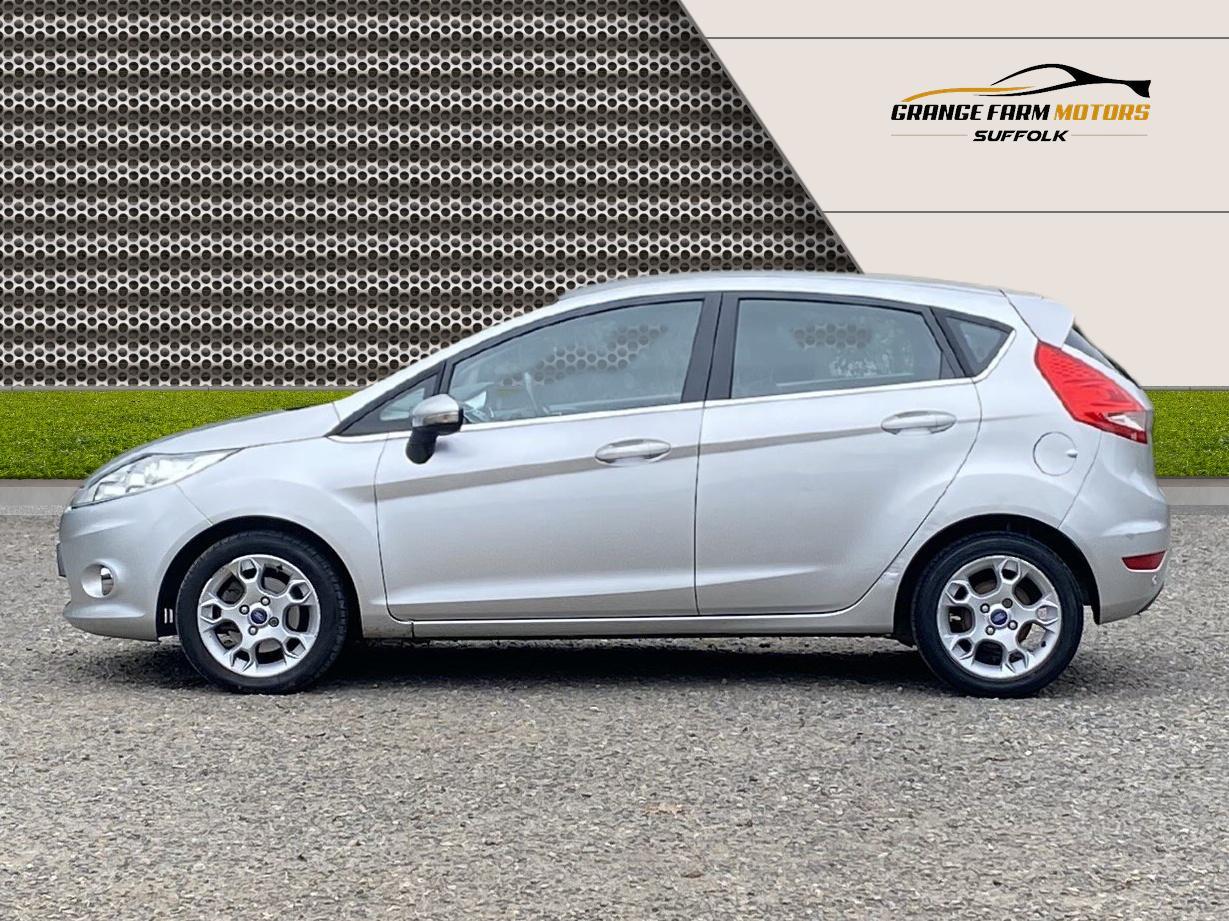 Ford Fiesta 1.25 Zetec Hatchback 5dr Petrol Manual (129 g/km, 81 bhp)