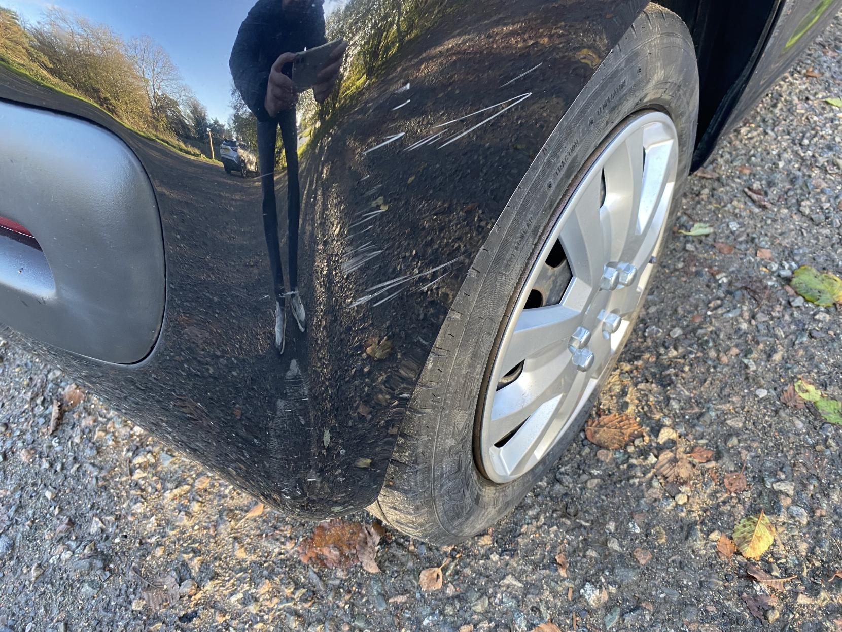 Peugeot 107 1.0 12V Urban Hatchback 3dr Petrol Manual Euro 5 (68 ps)