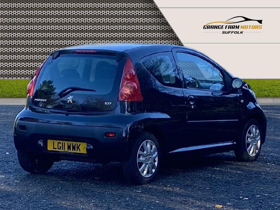 Peugeot 107 1.0 12V Urban Hatchback 3dr Petrol Manual Euro 5 (68 ps)