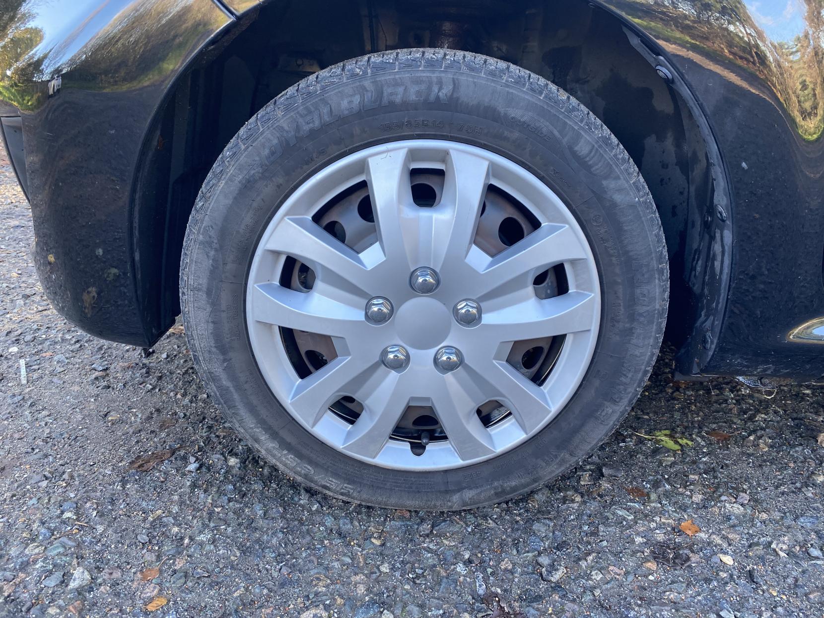 Peugeot 107 1.0 12V Urban Hatchback 3dr Petrol Manual Euro 5 (68 ps)