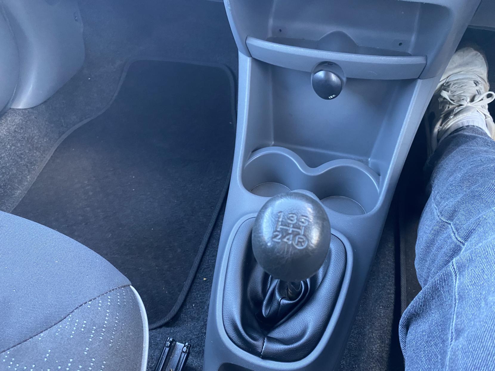 Peugeot 107 1.0 12V Urban Hatchback 3dr Petrol Manual Euro 5 (68 ps)