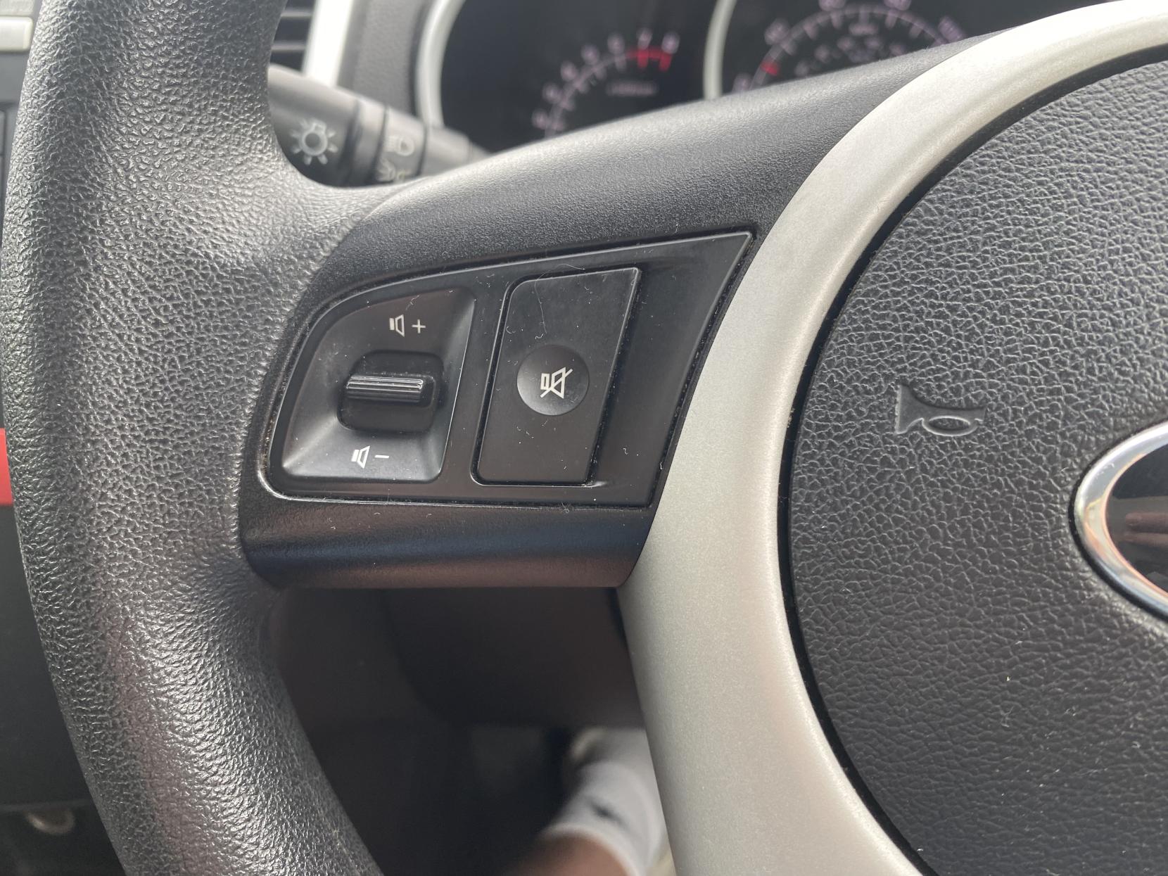 Kia Venga 1.4 EcoDynamics 1 MPV 5dr Petrol Manual Euro 5 (s/s) (89 bhp)