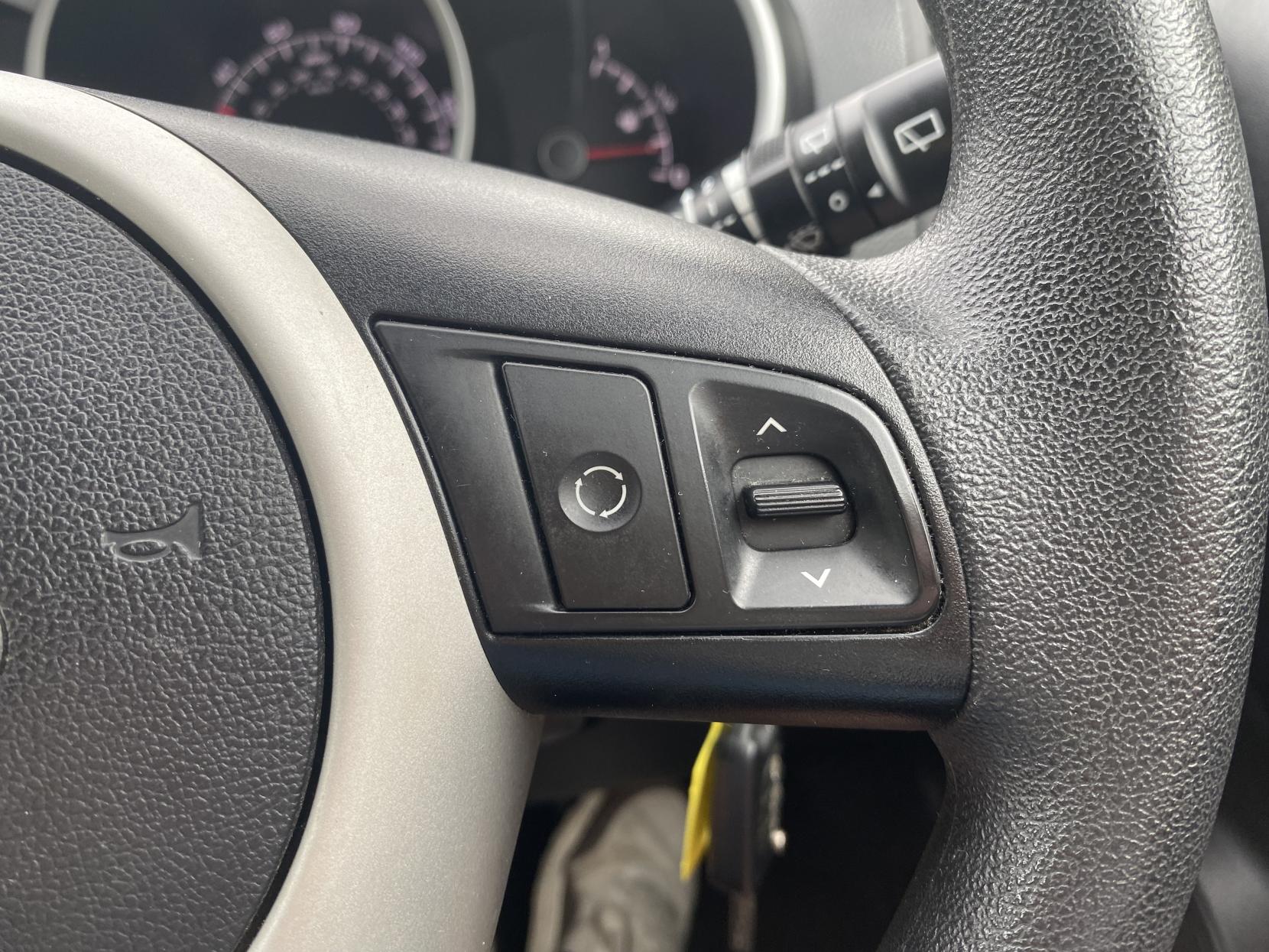 Kia Venga 1.4 EcoDynamics 1 MPV 5dr Petrol Manual Euro 5 (s/s) (89 bhp)