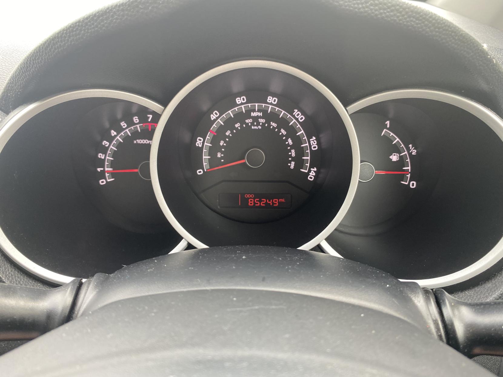 Kia Venga 1.4 EcoDynamics 1 MPV 5dr Petrol Manual Euro 5 (s/s) (89 bhp)