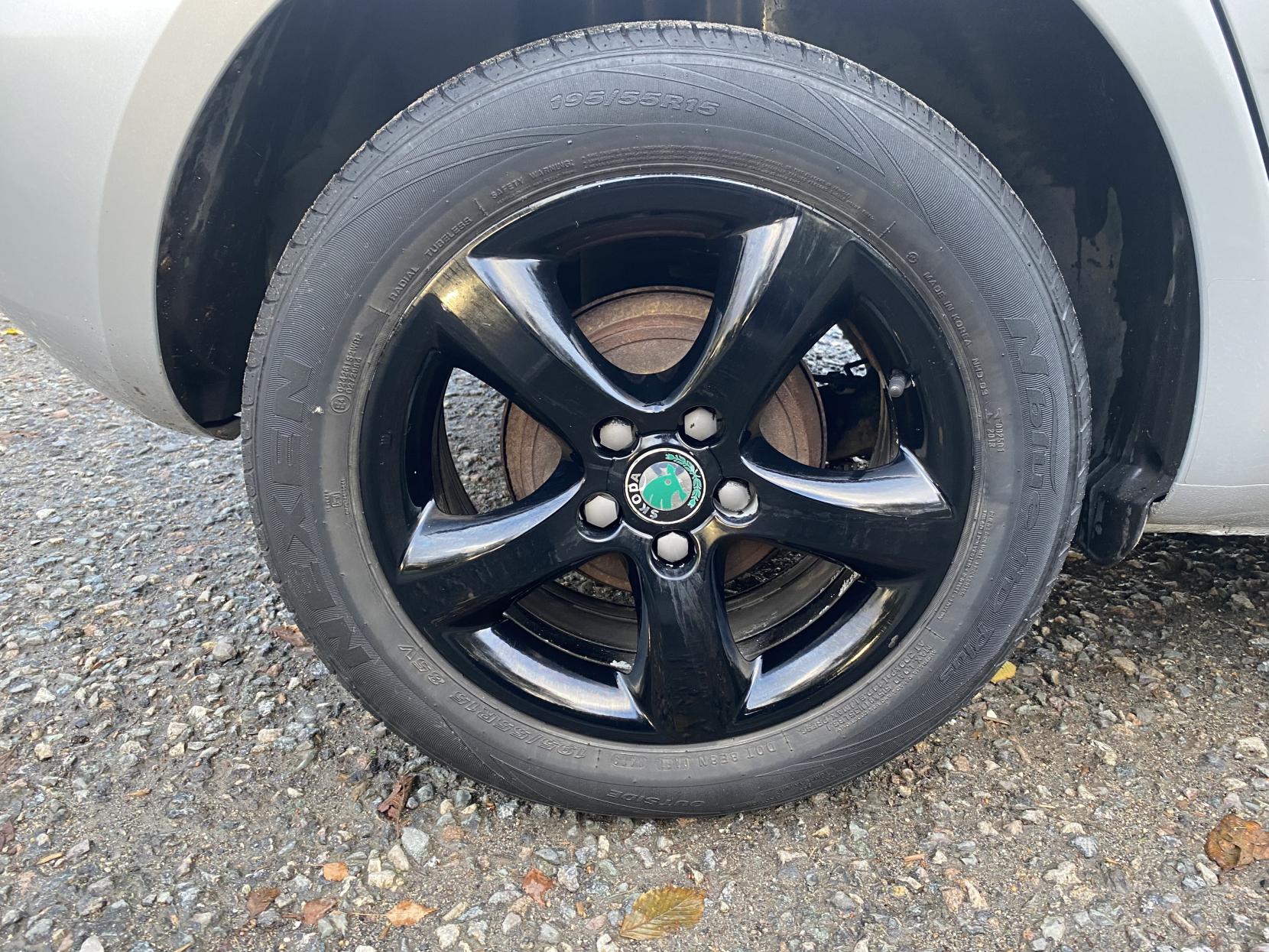 Skoda Fabia 1.2 SE Hatchback 5dr Petrol Manual Euro 5 (69 ps)