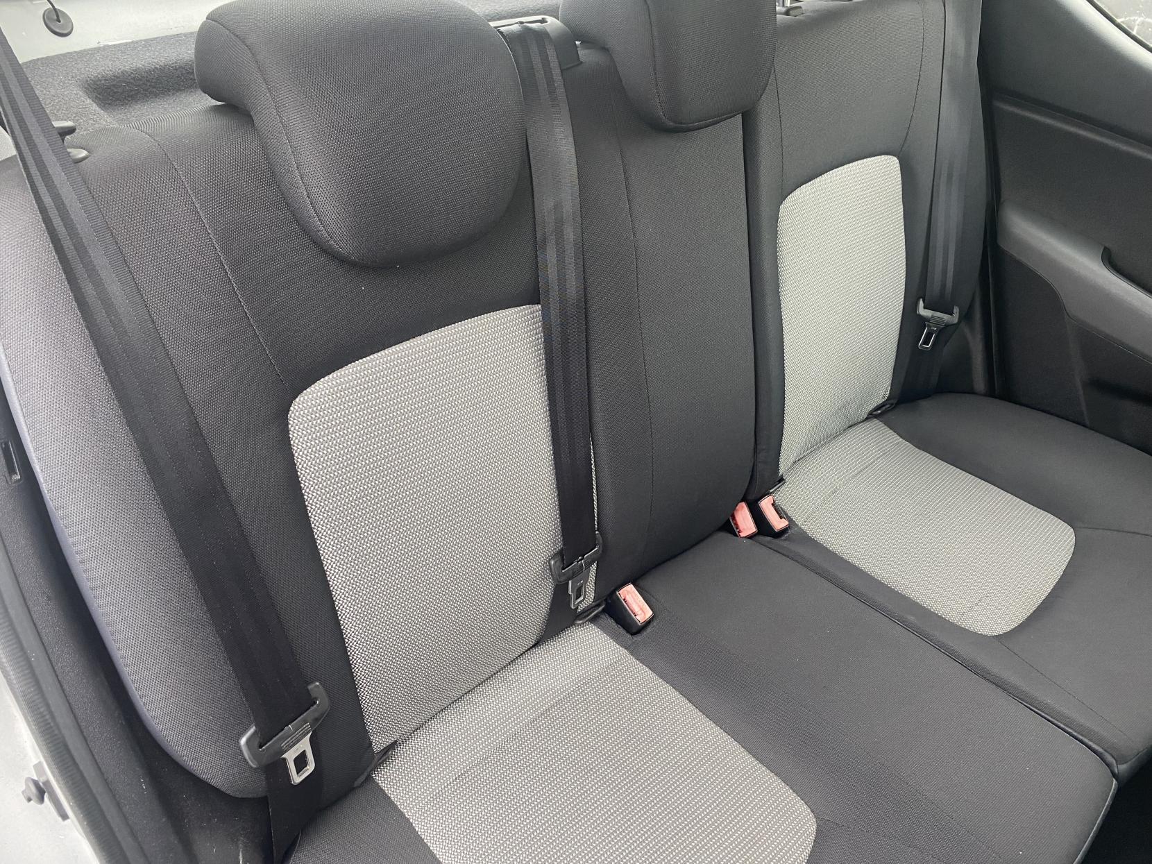 Hyundai i10 1.2 Classic Hatchback 5dr Petrol Manual Euro 4 (77 bhp)