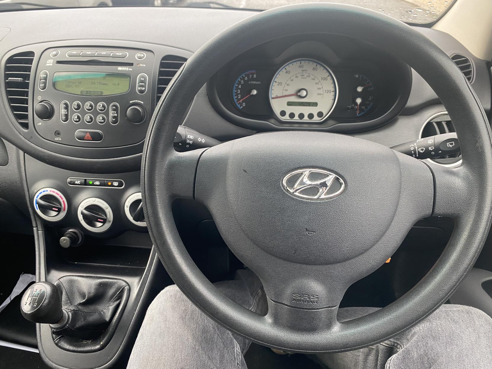 Hyundai i10 1.2 Classic Hatchback 5dr Petrol Manual Euro 4 (77 bhp)