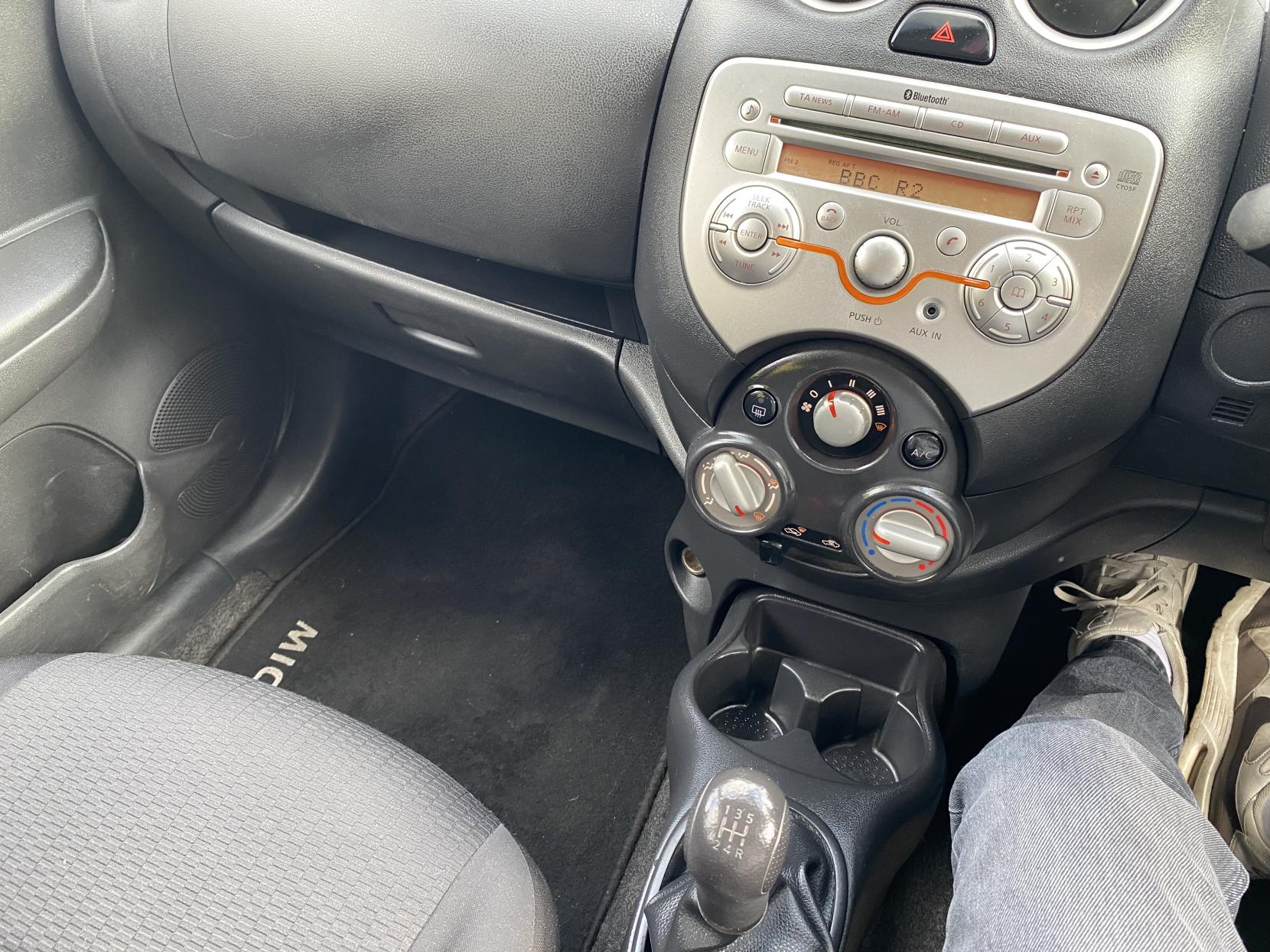 Nissan Micra 1.2 12V Visia Hatchback 5dr Petrol Manual Euro 5 (80 ps)