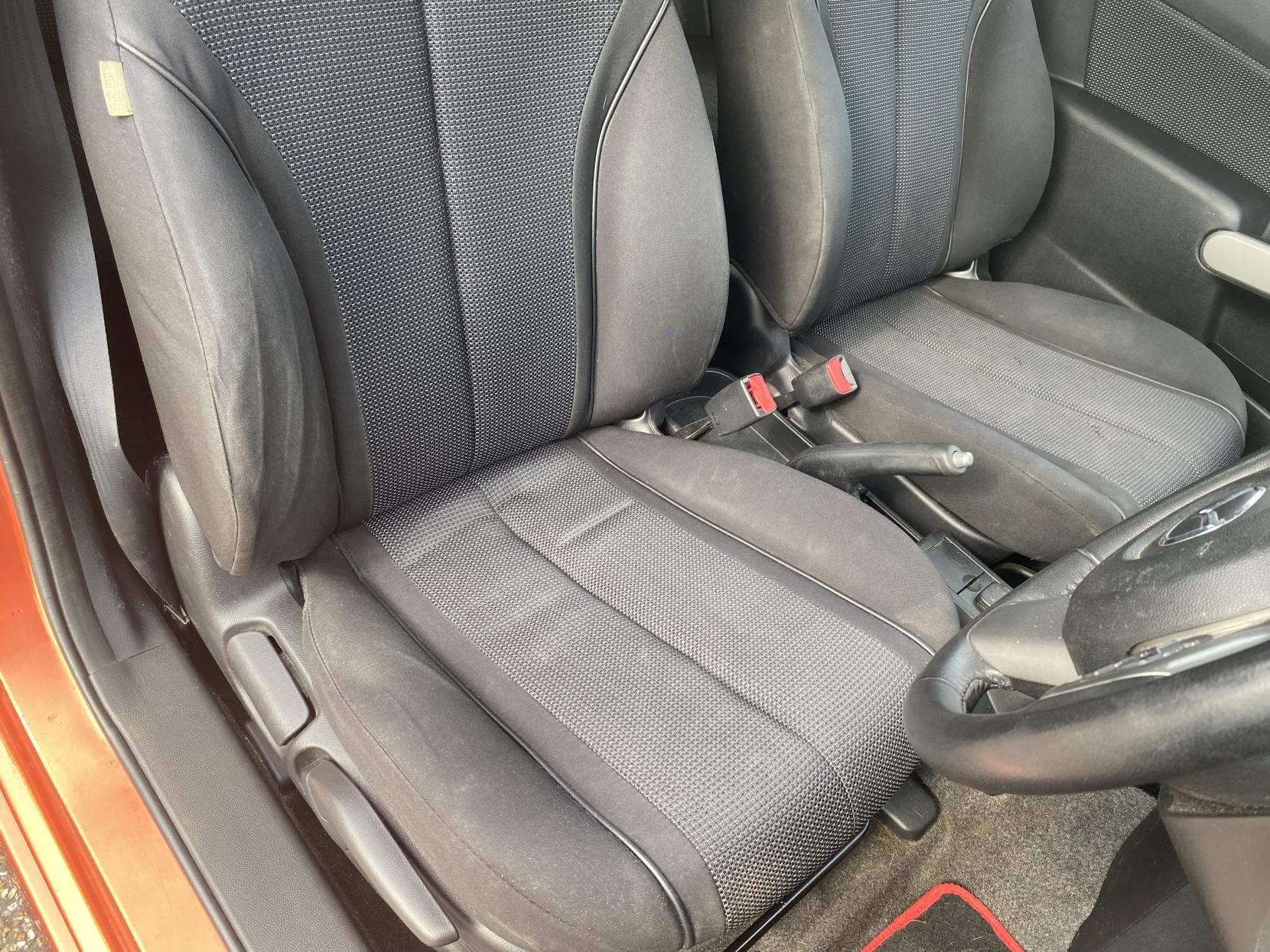 Mazda Mazda2 1.5 Sport Hatchback 3dr Petrol Manual Euro 4 (103 ps)