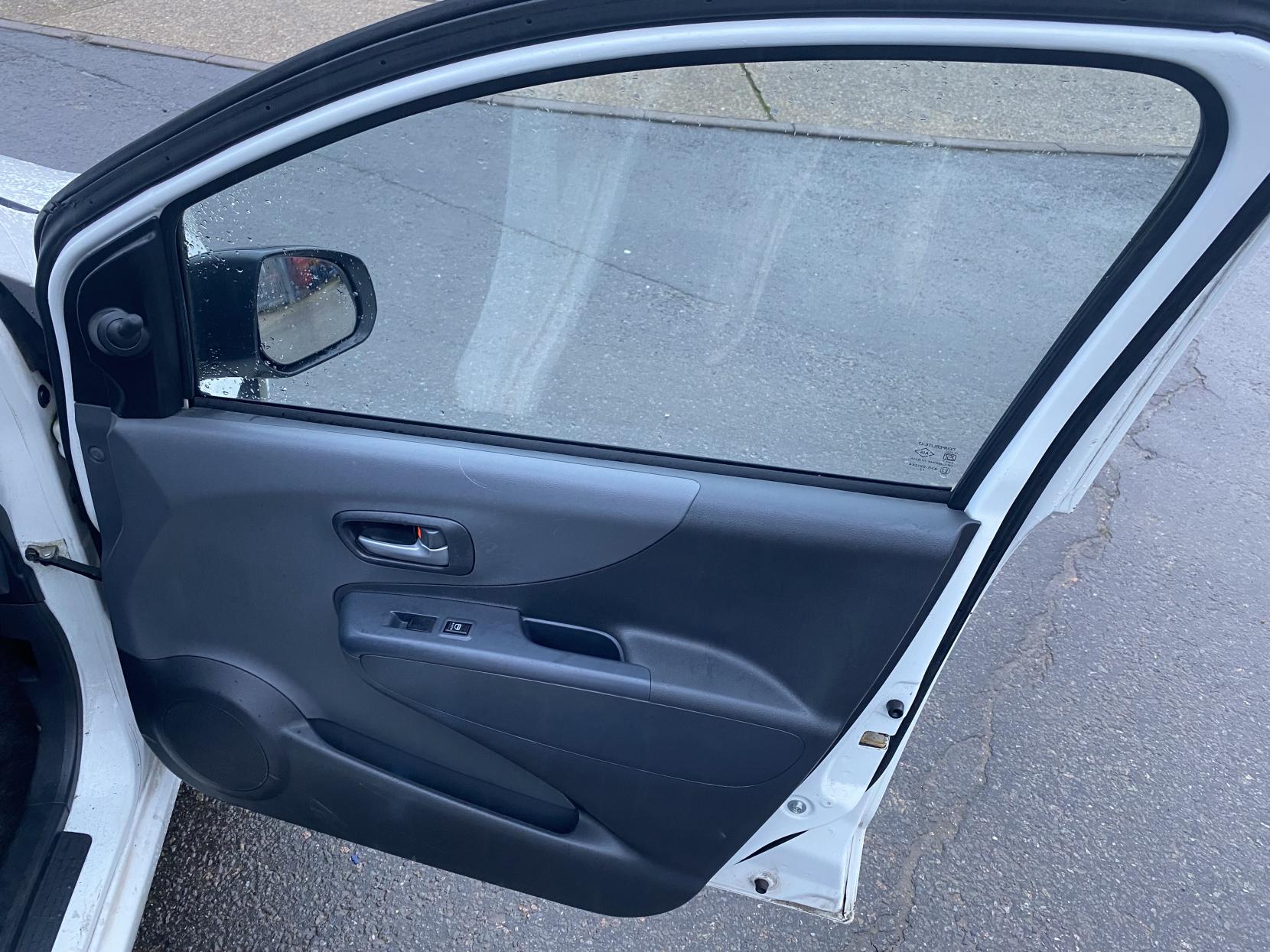 Suzuki Alto 1.0 12V SZ Hatchback 5dr Petrol Manual Euro 5 (68 ps)