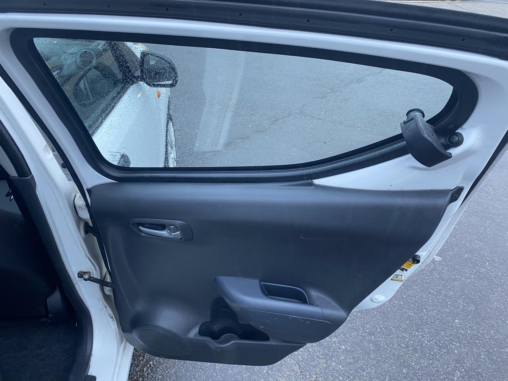 Suzuki Alto 1.0 12V SZ Hatchback 5dr Petrol Manual Euro 5 (68 ps)