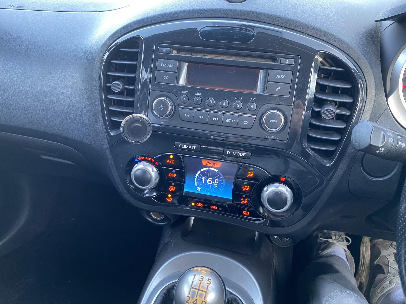 Nissan Juke 1.6 Acenta SUV 5dr Petrol Manual Euro 5 (117 ps)