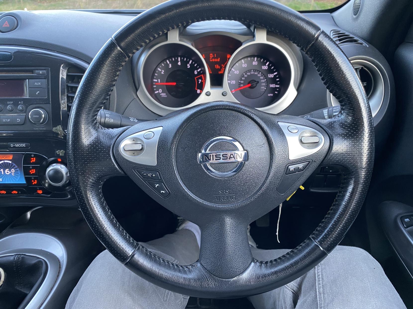 Nissan Juke 1.6 Acenta SUV 5dr Petrol Manual Euro 5 (117 ps)