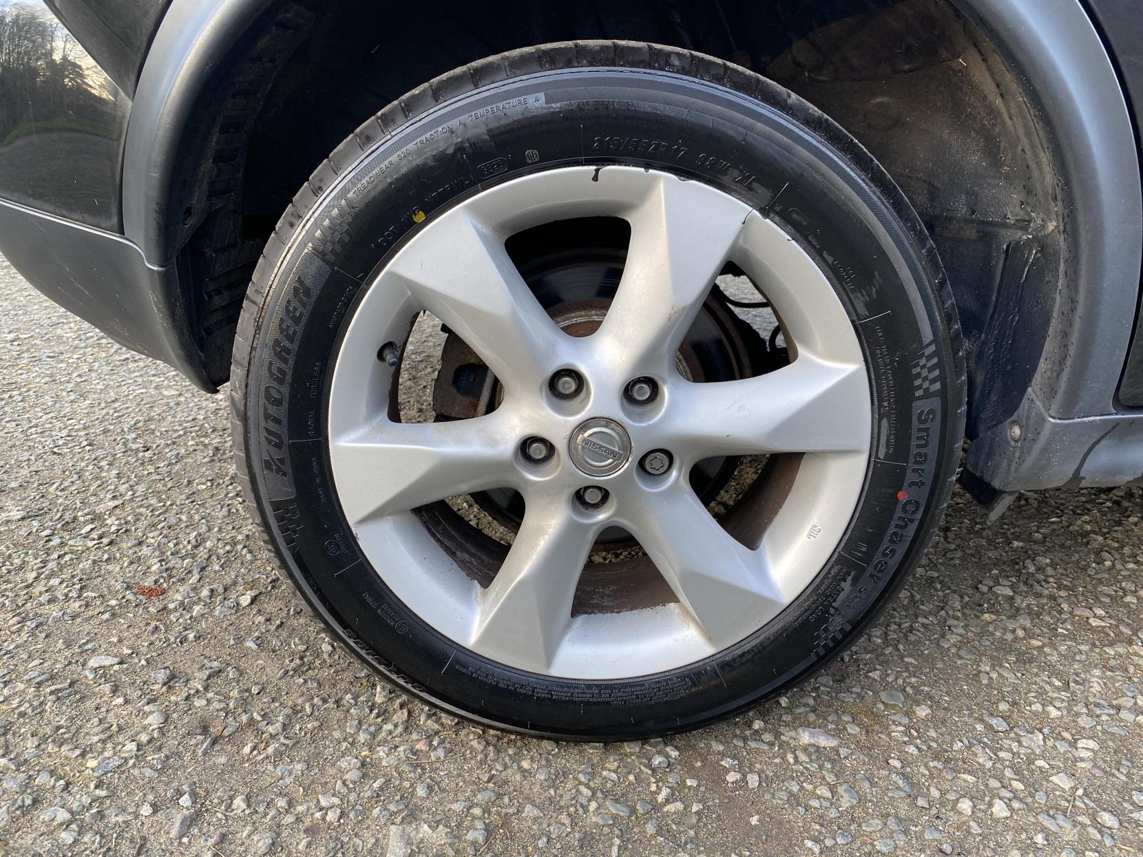 Nissan Juke 1.6 Acenta SUV 5dr Petrol Manual Euro 5 (117 ps)