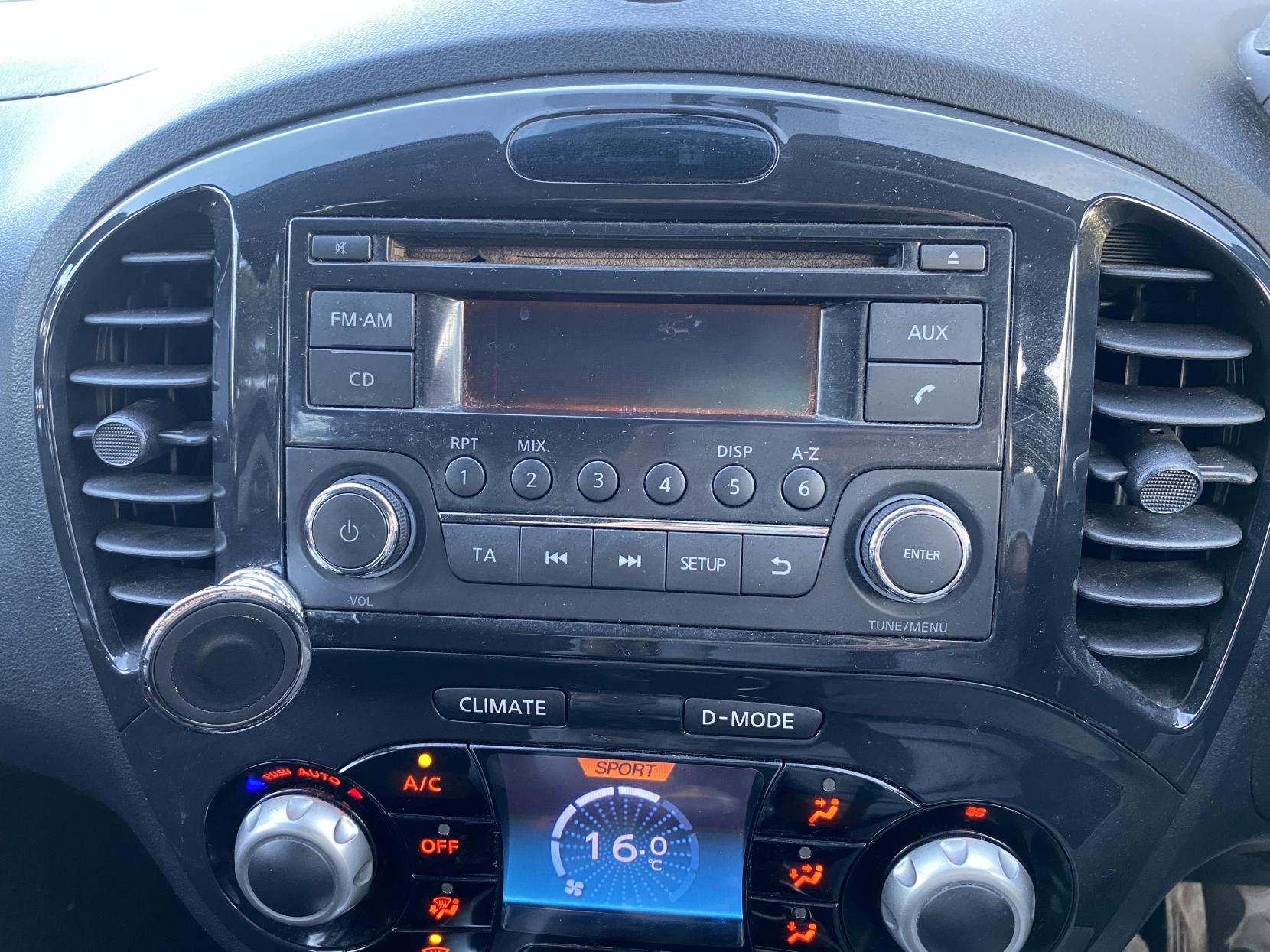 Nissan Juke 1.6 Acenta SUV 5dr Petrol Manual Euro 5 (117 ps)