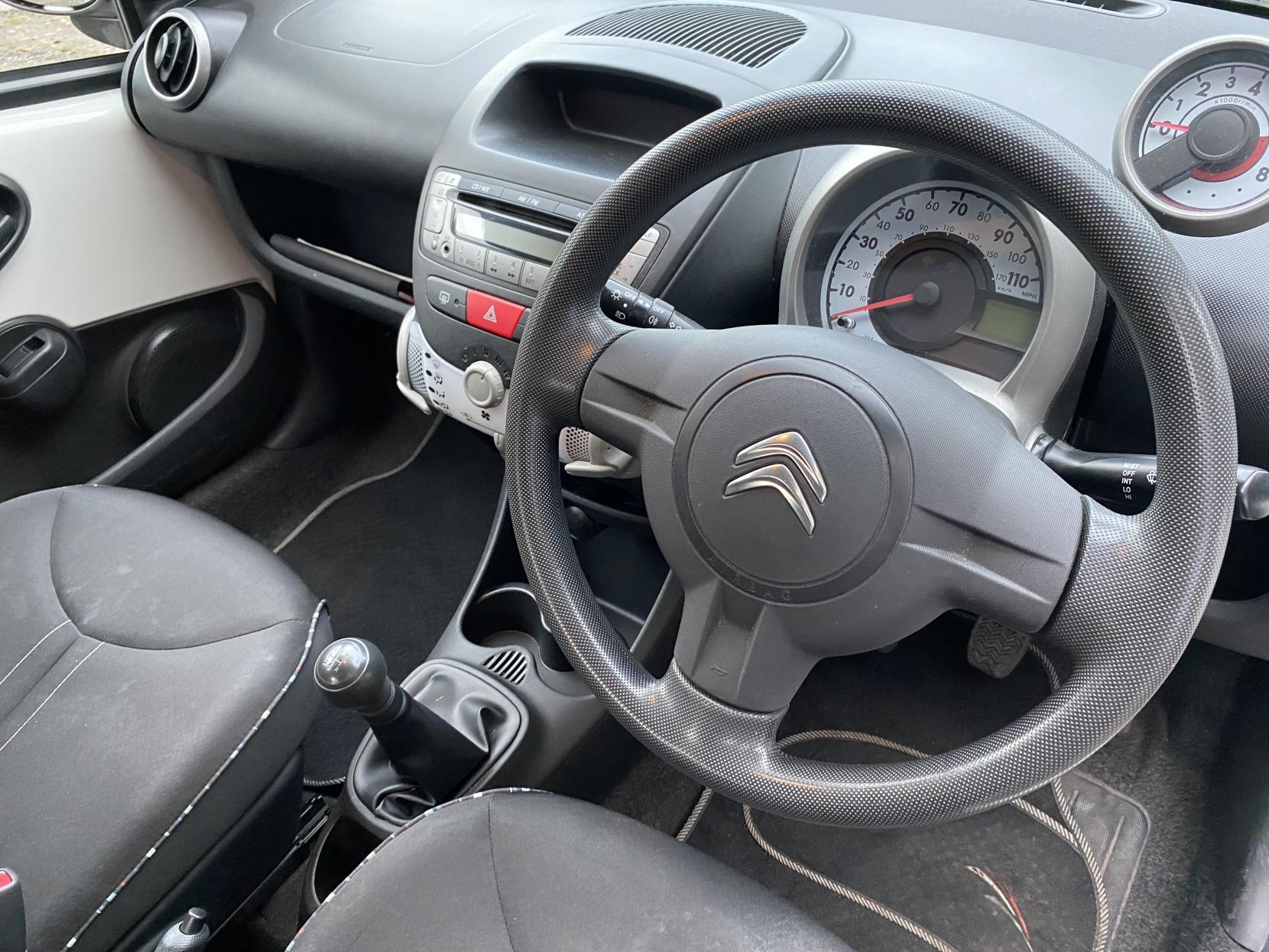 Citroen C1 1.0i VTR Hatchback 5dr Petrol Manual Euro 5 (68 ps)