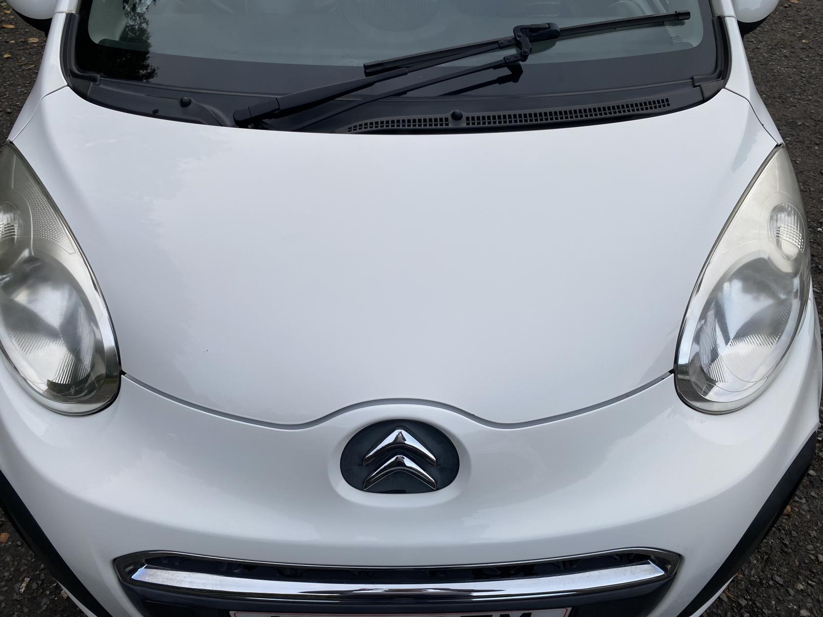 Citroen C1 1.0i VTR Hatchback 5dr Petrol Manual Euro 5 (68 ps)