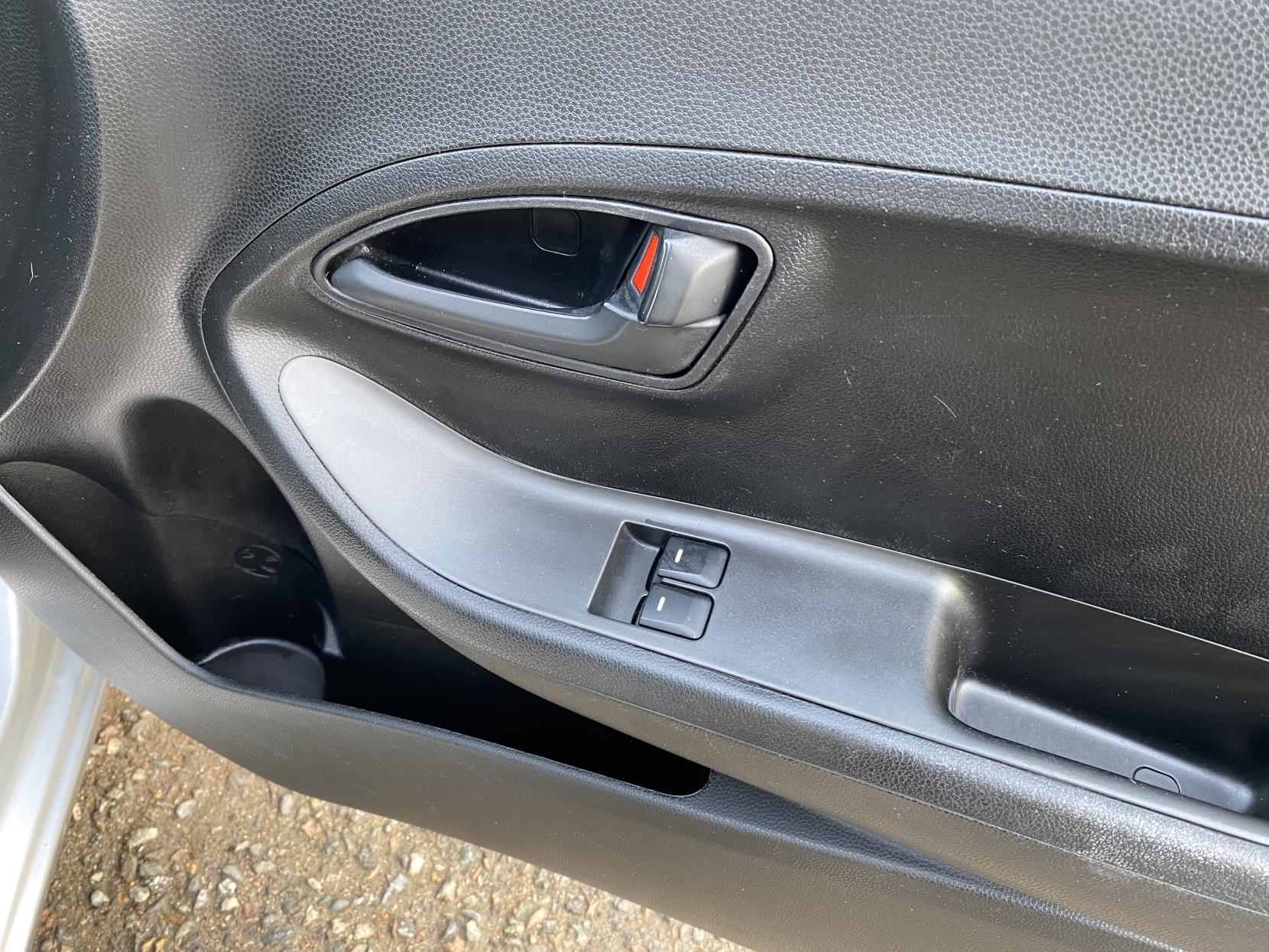 Kia Picanto 1.0 1 Hatchback 5dr Petrol Manual Euro 5 (68 bhp)