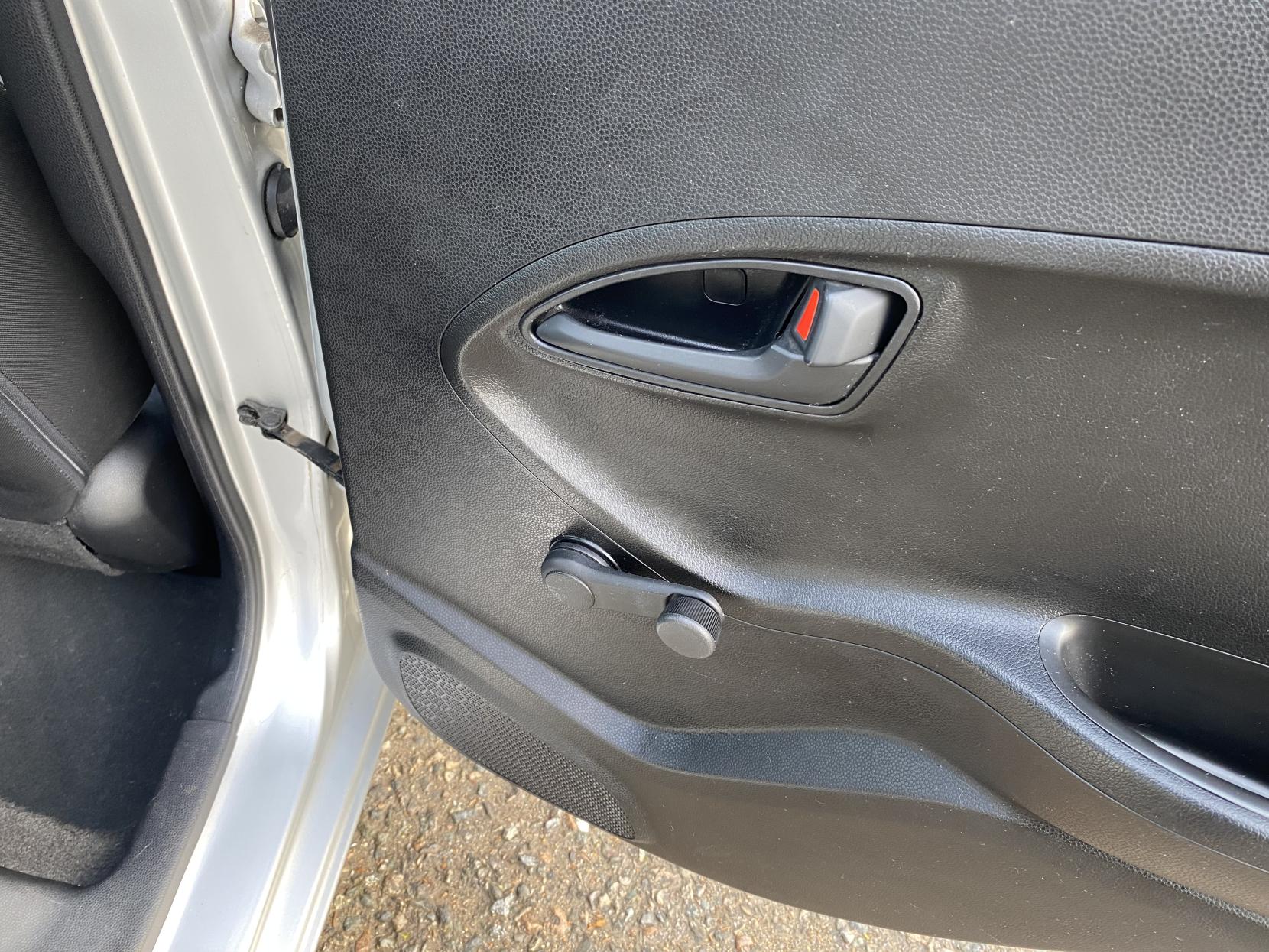 Kia Picanto 1.0 1 Hatchback 5dr Petrol Manual Euro 5 (68 bhp)