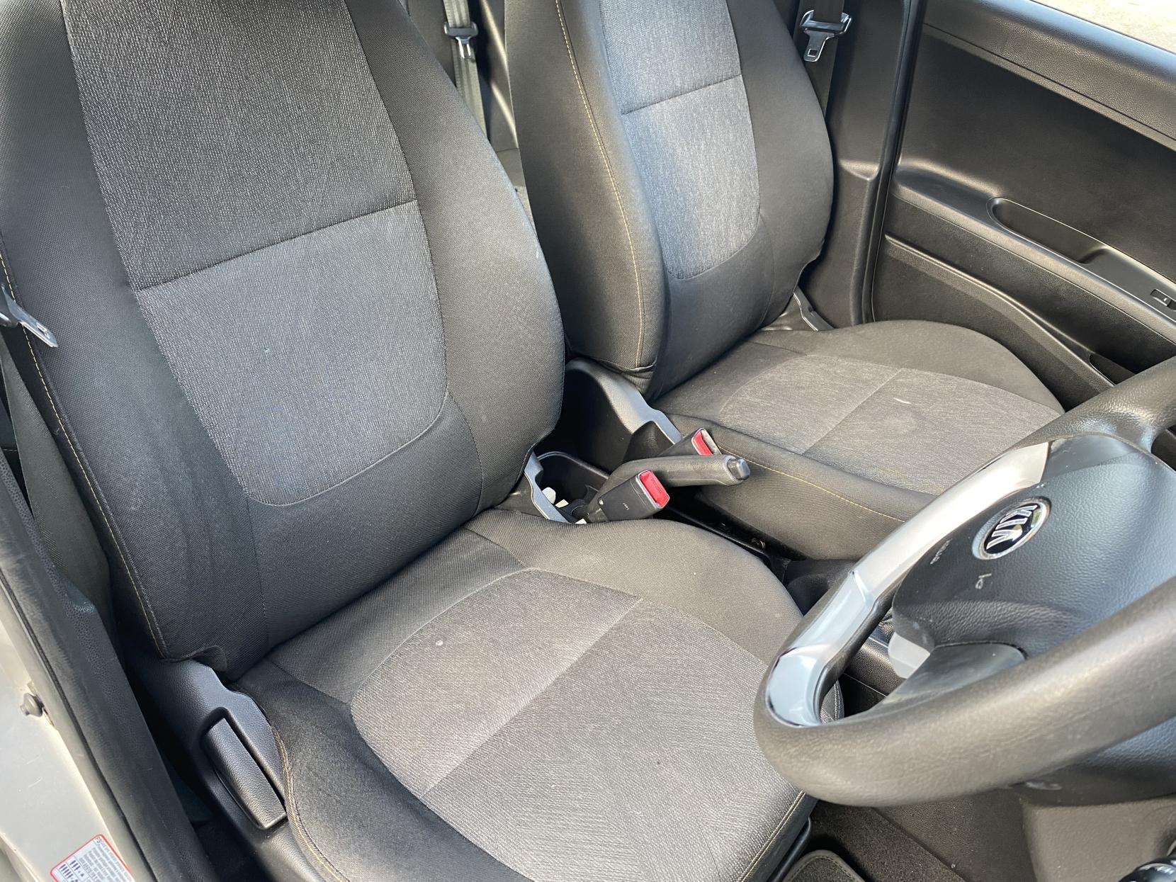 Kia Picanto 1.0 1 Hatchback 5dr Petrol Manual Euro 5 (68 bhp)