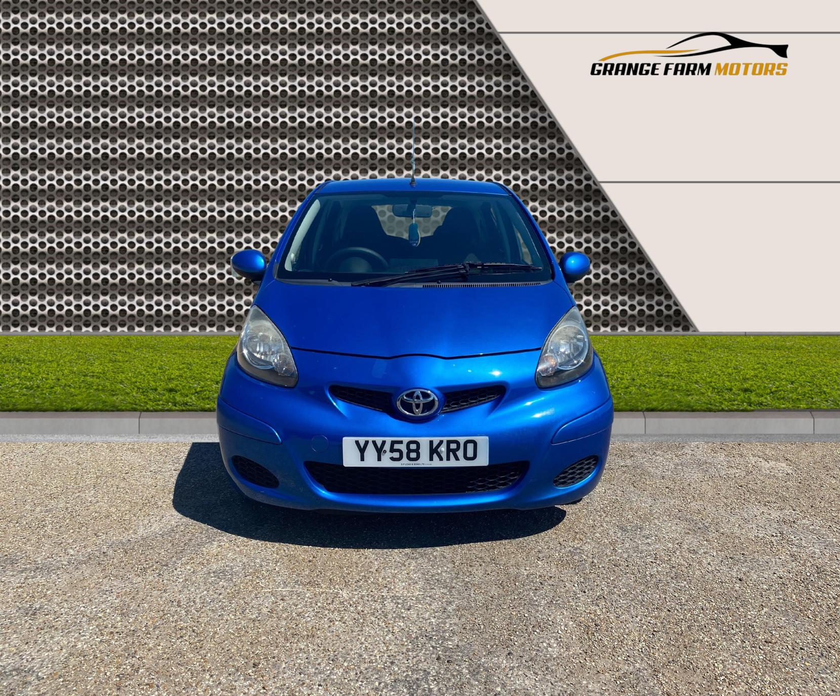 Toyota AYGO 1.0 VVT-i Blue Hatchback 5dr Petrol Manual Euro 4 (67 bhp)