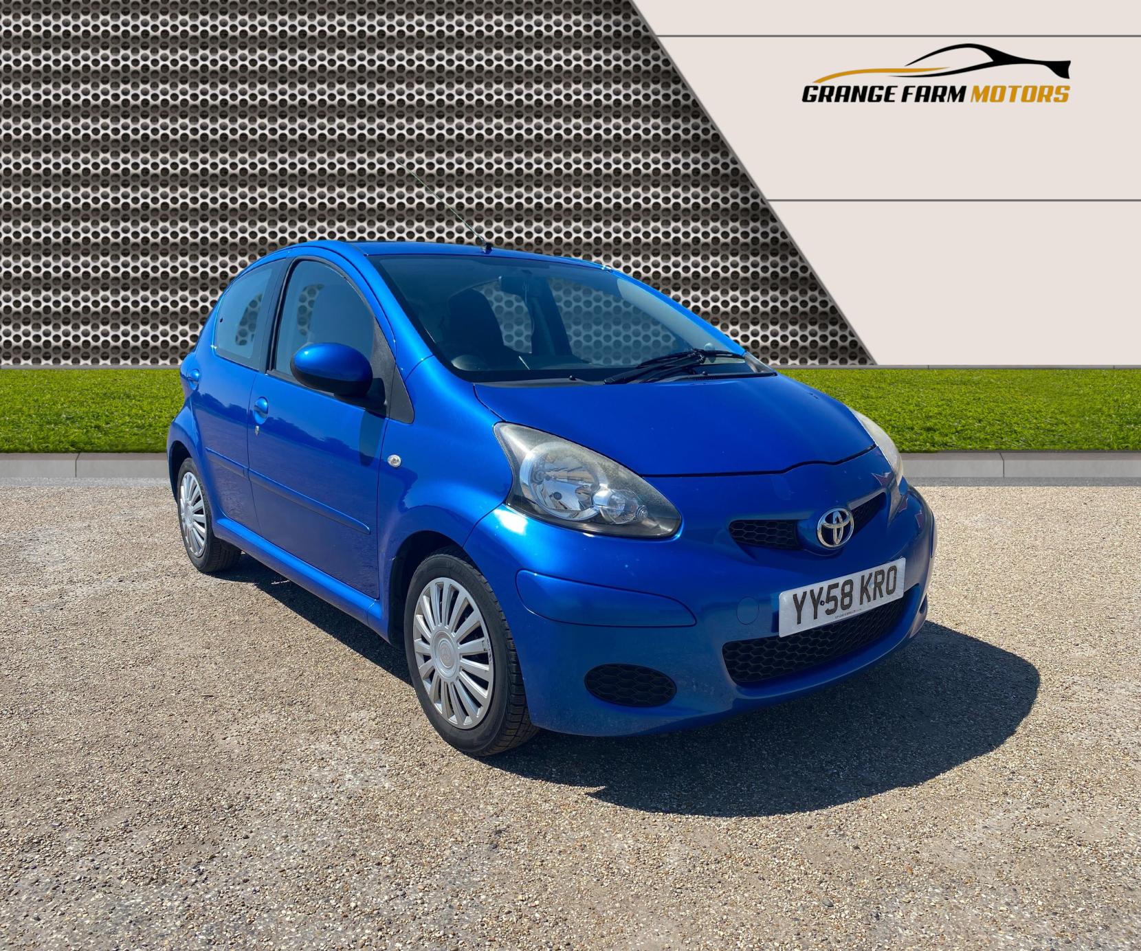Toyota AYGO 1.0 VVT-i Blue Hatchback 5dr Petrol Manual Euro 4 (67 bhp)