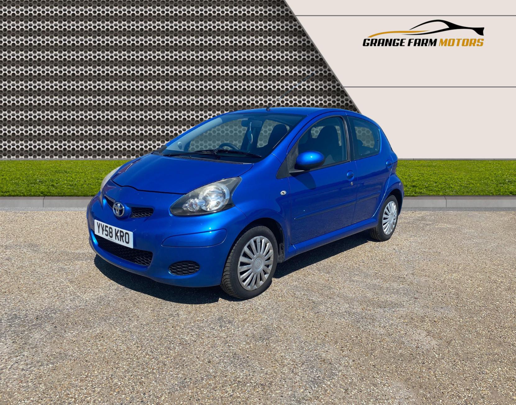 Toyota AYGO 1.0 VVT-i Blue Hatchback 5dr Petrol Manual Euro 4 (67 bhp)