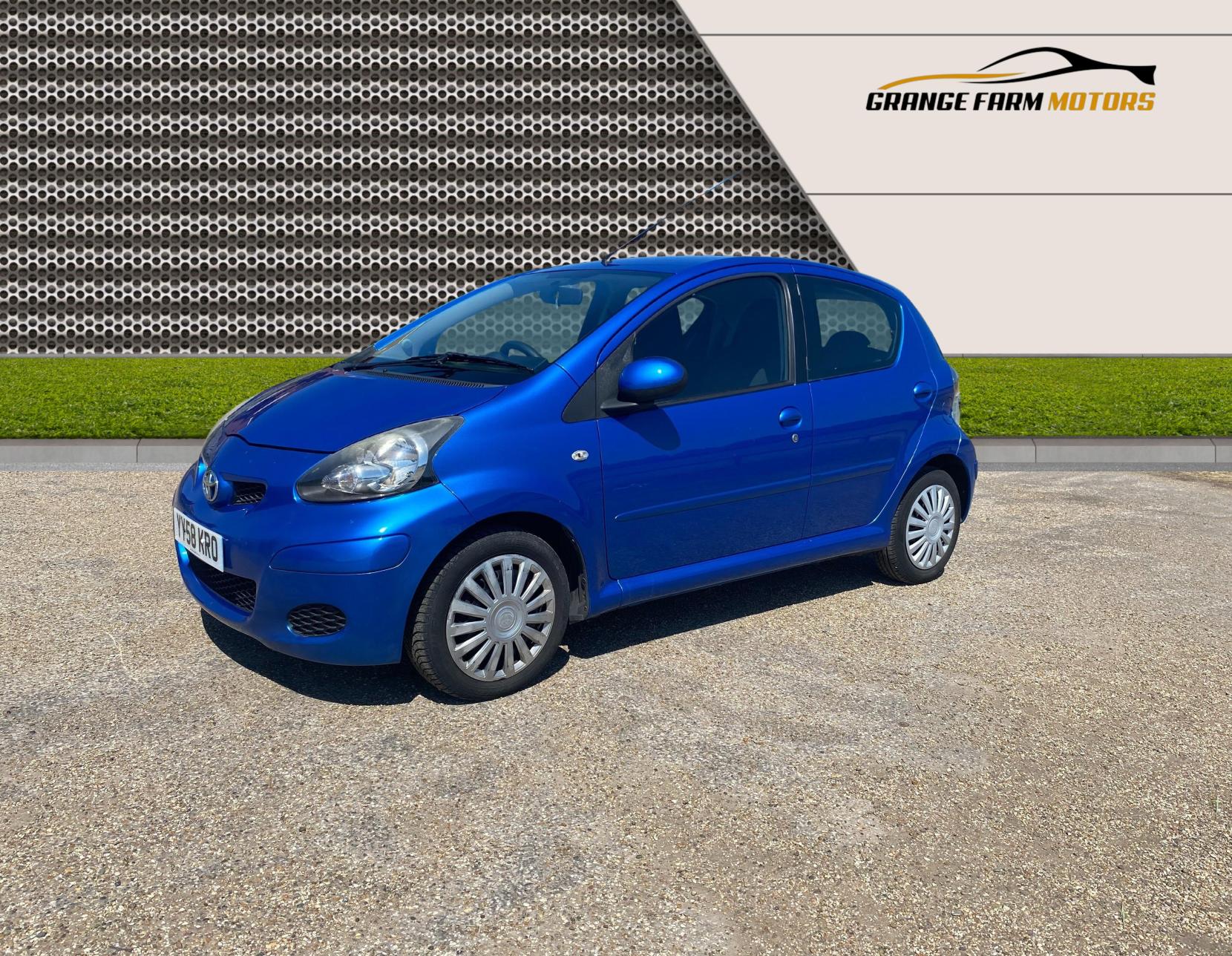 Toyota AYGO 1.0 VVT-i Blue Hatchback 5dr Petrol Manual Euro 4 (67 bhp)