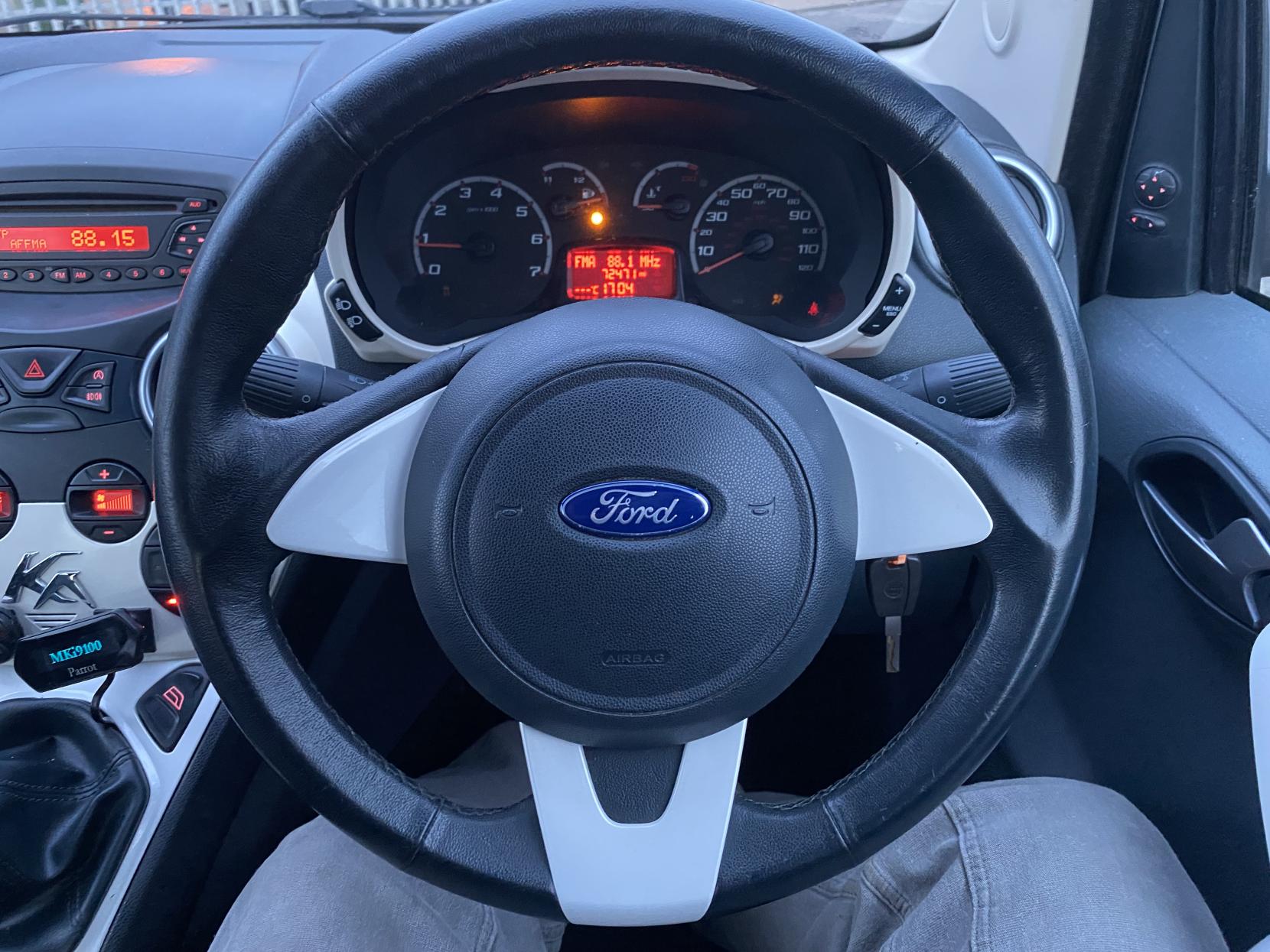 Ford Ka 1.2 Titanium Hatchback 3dr Petrol Manual Euro 5 (69 ps)