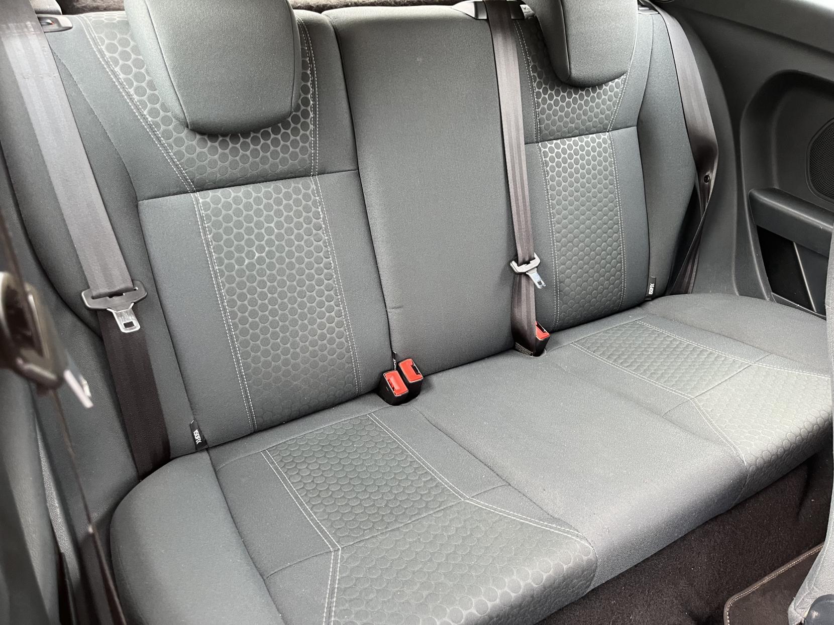 Ford Fiesta 1.25 Zetec Hatchback 3dr Petrol Manual (129 g/km, 81 bhp)