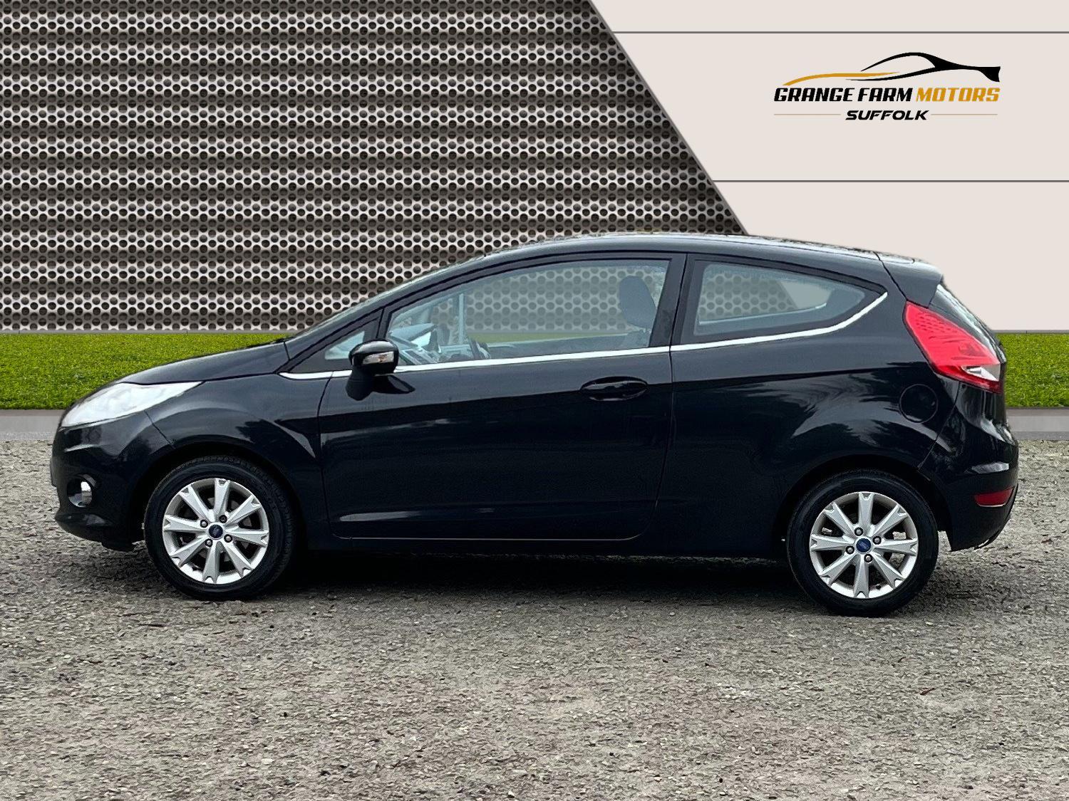 Ford Fiesta 1.25 Zetec Hatchback 3dr Petrol Manual (129 g/km, 81 bhp)