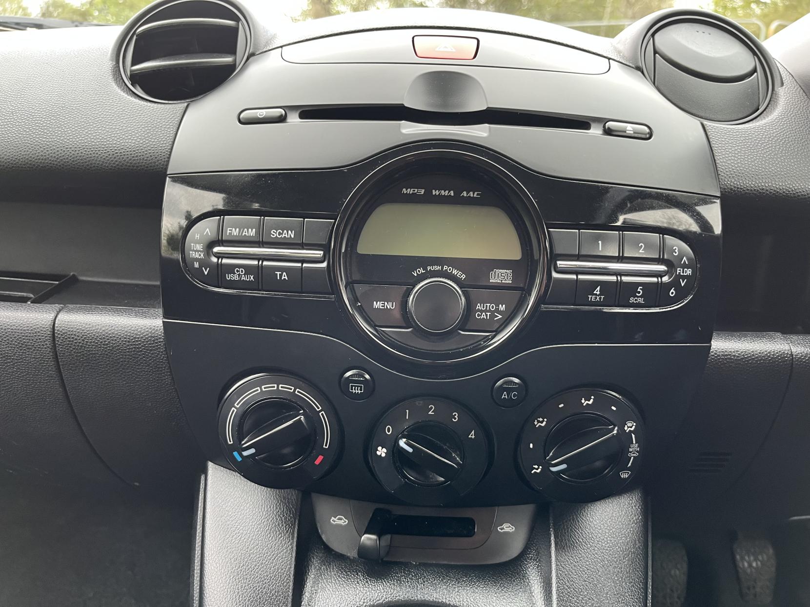 Mazda Mazda2 1.3 TS Hatchback 5dr Petrol Manual Euro 5 (a/c) (75 ps)