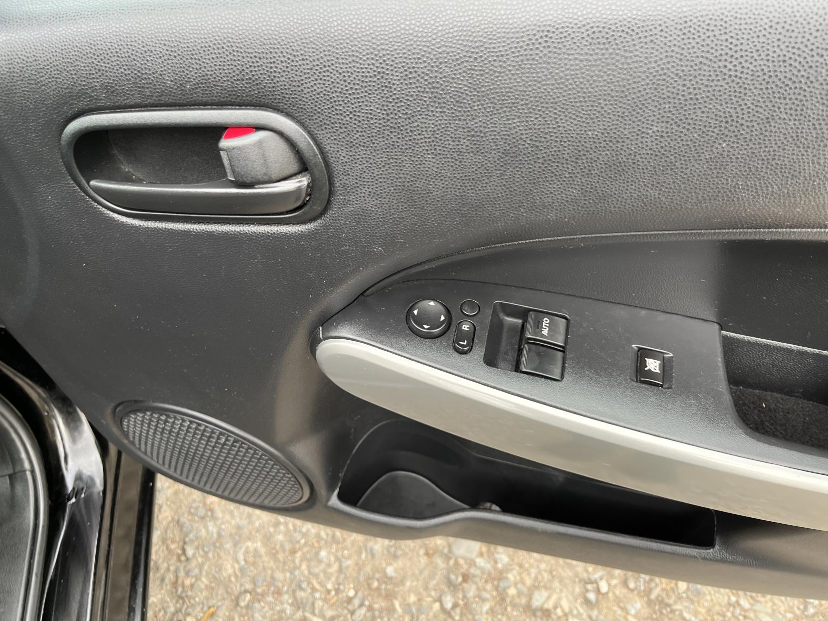 Mazda Mazda2 1.3 TS Hatchback 5dr Petrol Manual Euro 5 (a/c) (75 ps)