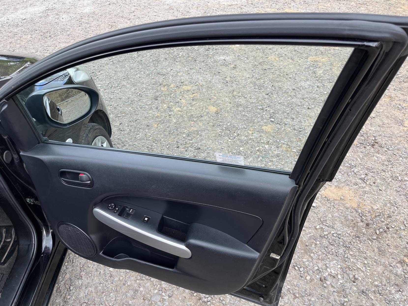 Mazda Mazda2 1.3 TS Hatchback 5dr Petrol Manual Euro 5 (a/c) (75 ps)