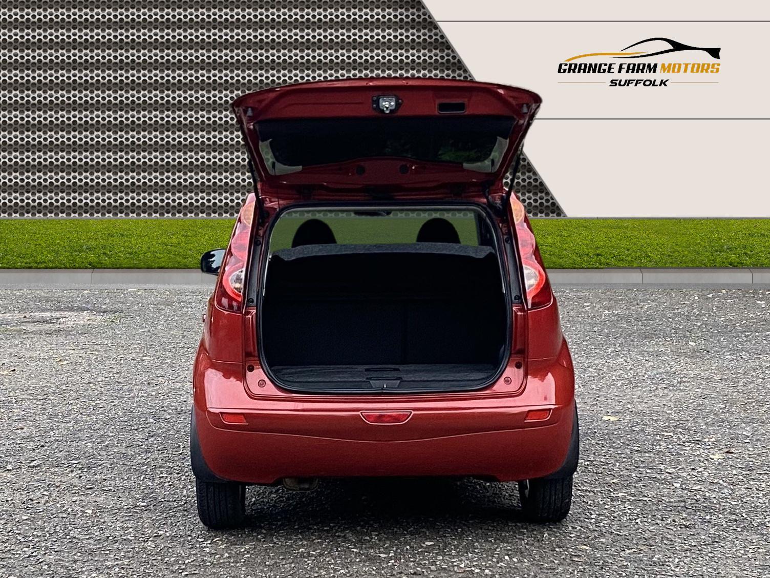 Nissan Note 1.4 16V n-tec Hatchback 5dr Petrol Manual Euro 4 (88 ps)