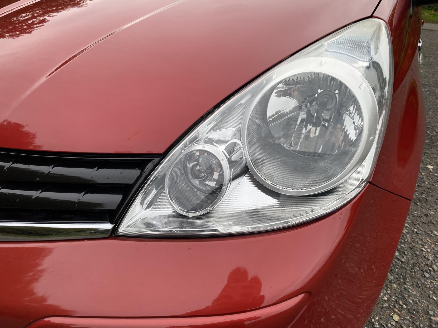 Nissan Note 1.4 16V n-tec Hatchback 5dr Petrol Manual Euro 4 (88 ps)