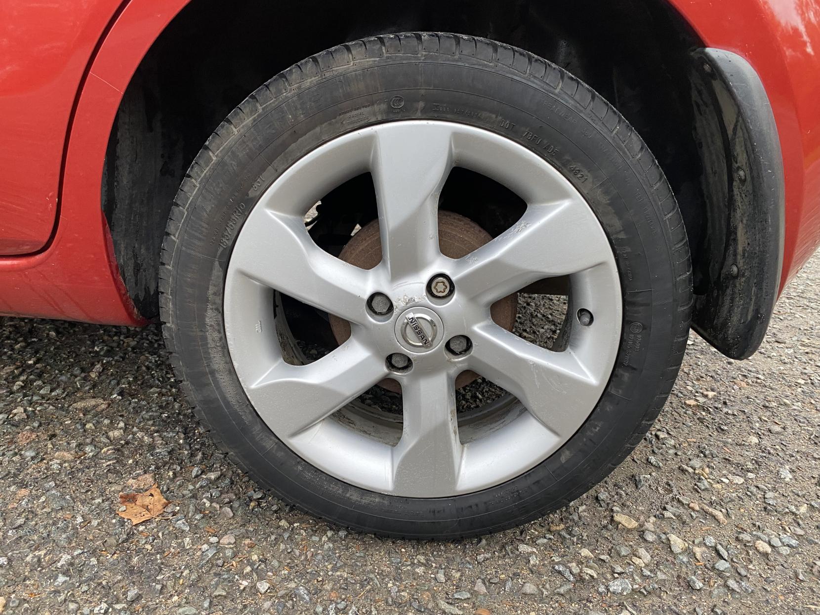 Nissan Note 1.4 16V n-tec Hatchback 5dr Petrol Manual Euro 4 (88 ps)