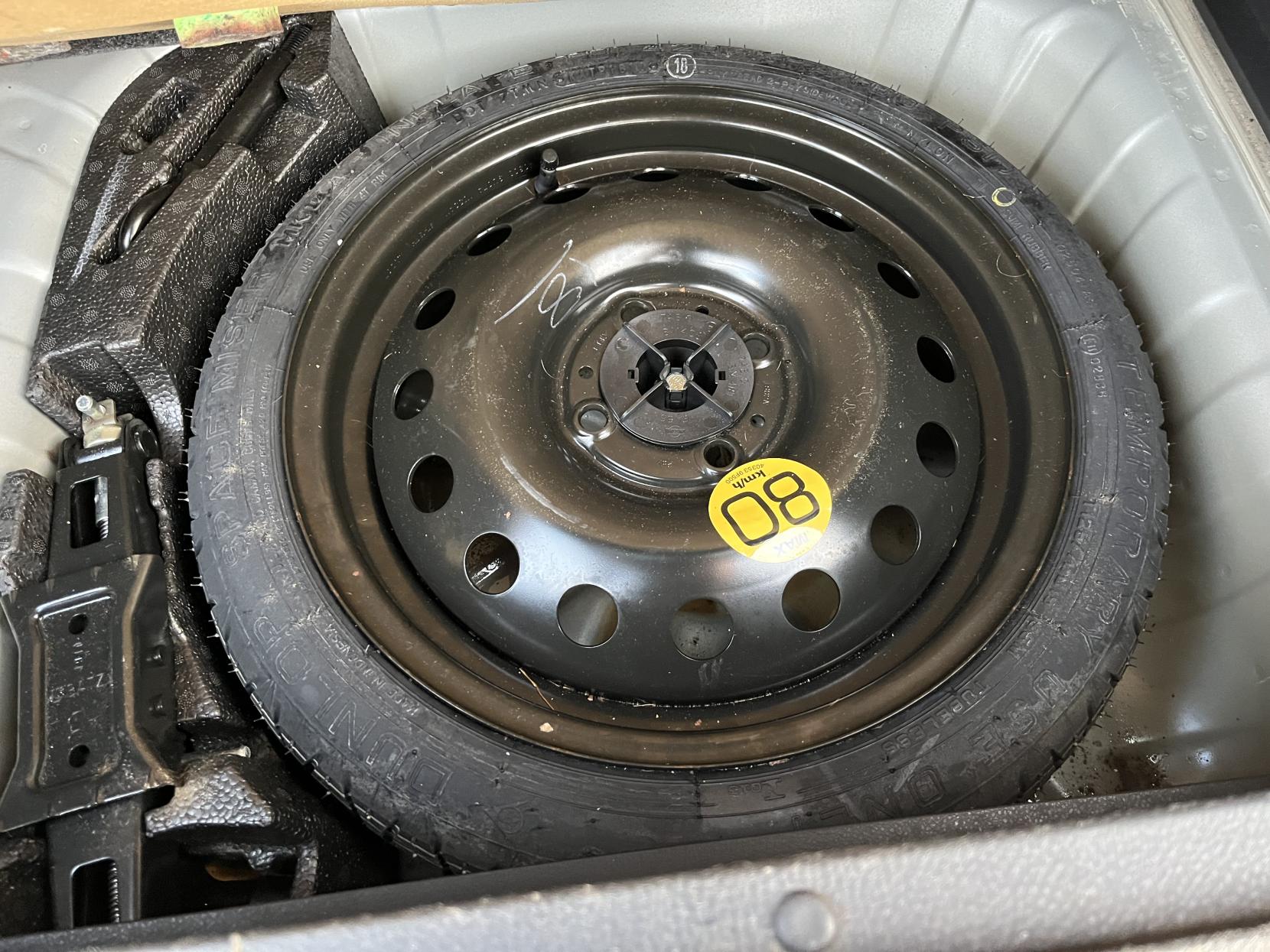 Nissan Note 1.4 16V n-tec Hatchback 5dr Petrol Manual Euro 4 (88 ps)