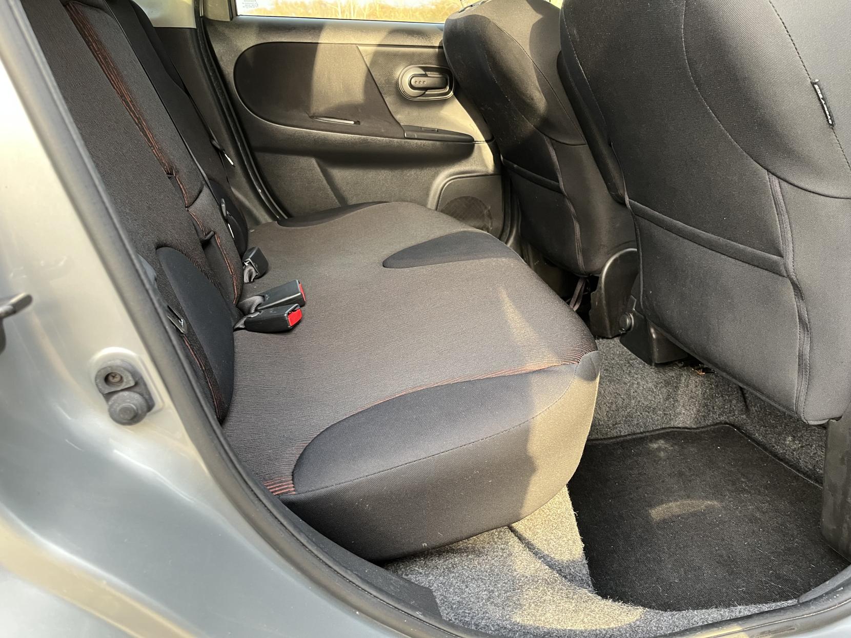 Nissan Note 1.4 16V n-tec Hatchback 5dr Petrol Manual Euro 4 (88 ps)