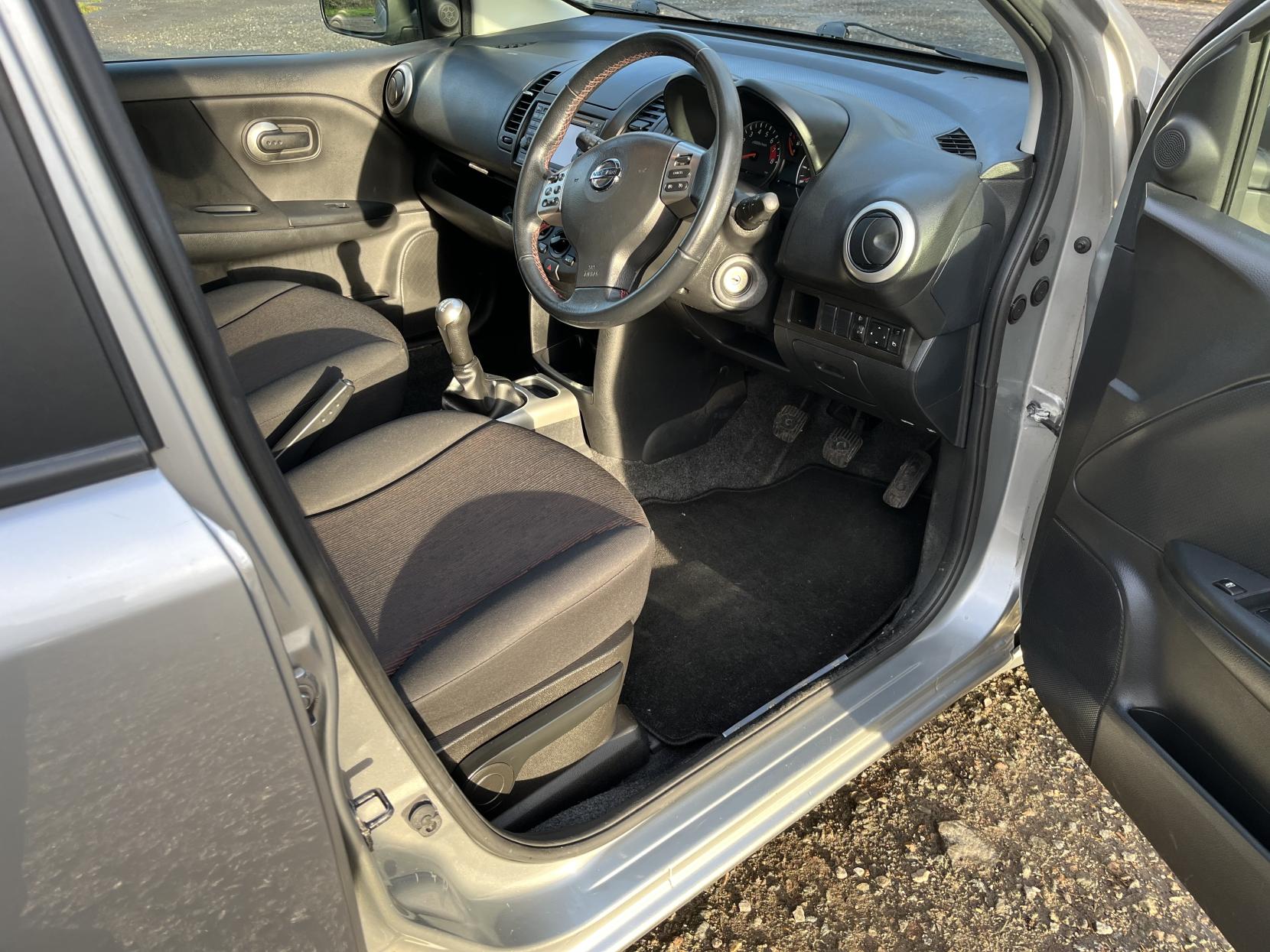 Nissan Note 1.4 16V n-tec Hatchback 5dr Petrol Manual Euro 4 (88 ps)