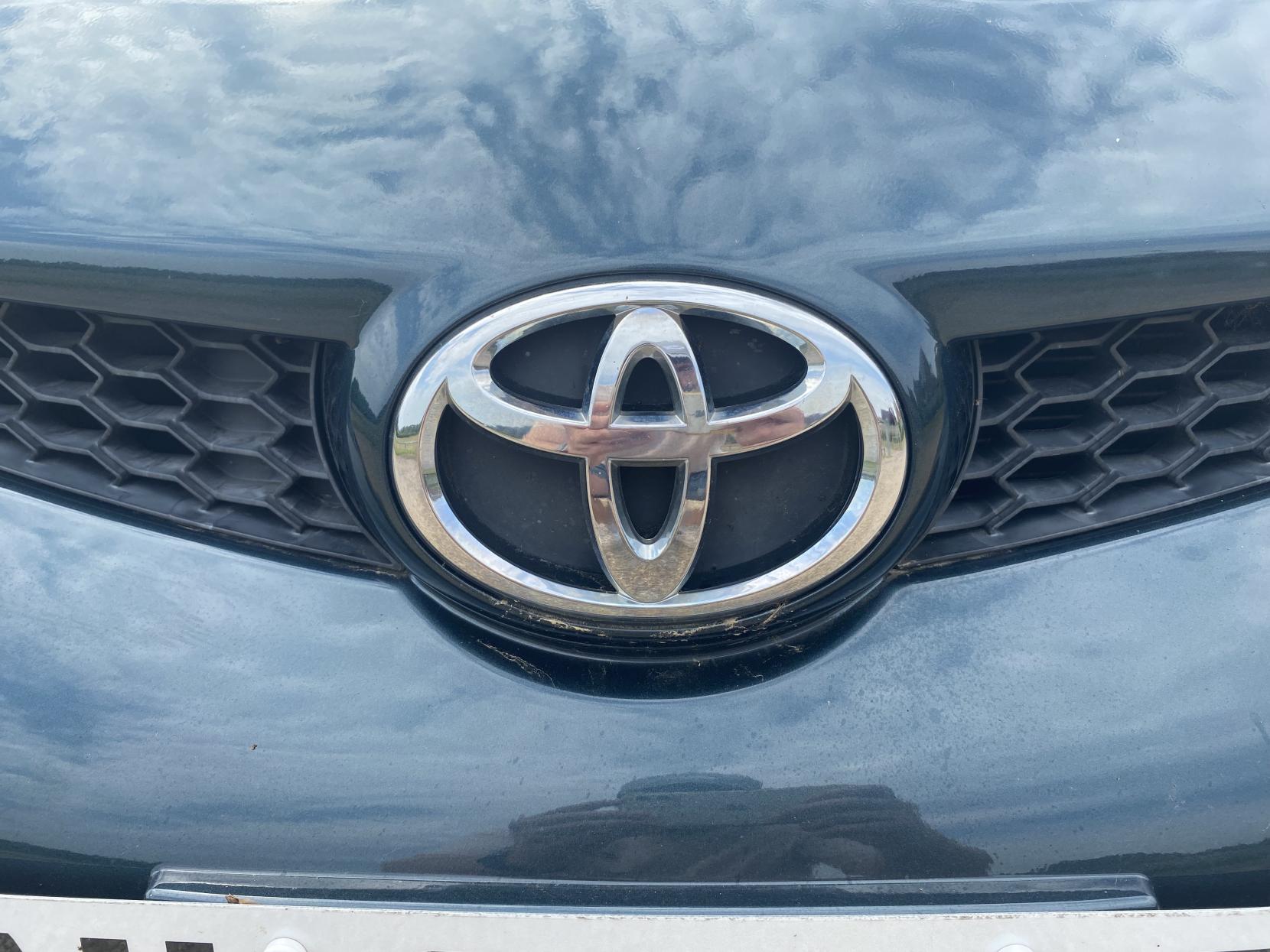 Toyota AYGO 1.0 VVT-i Ice Hatchback 5dr Petrol Manual Euro 5 (67 ps)
